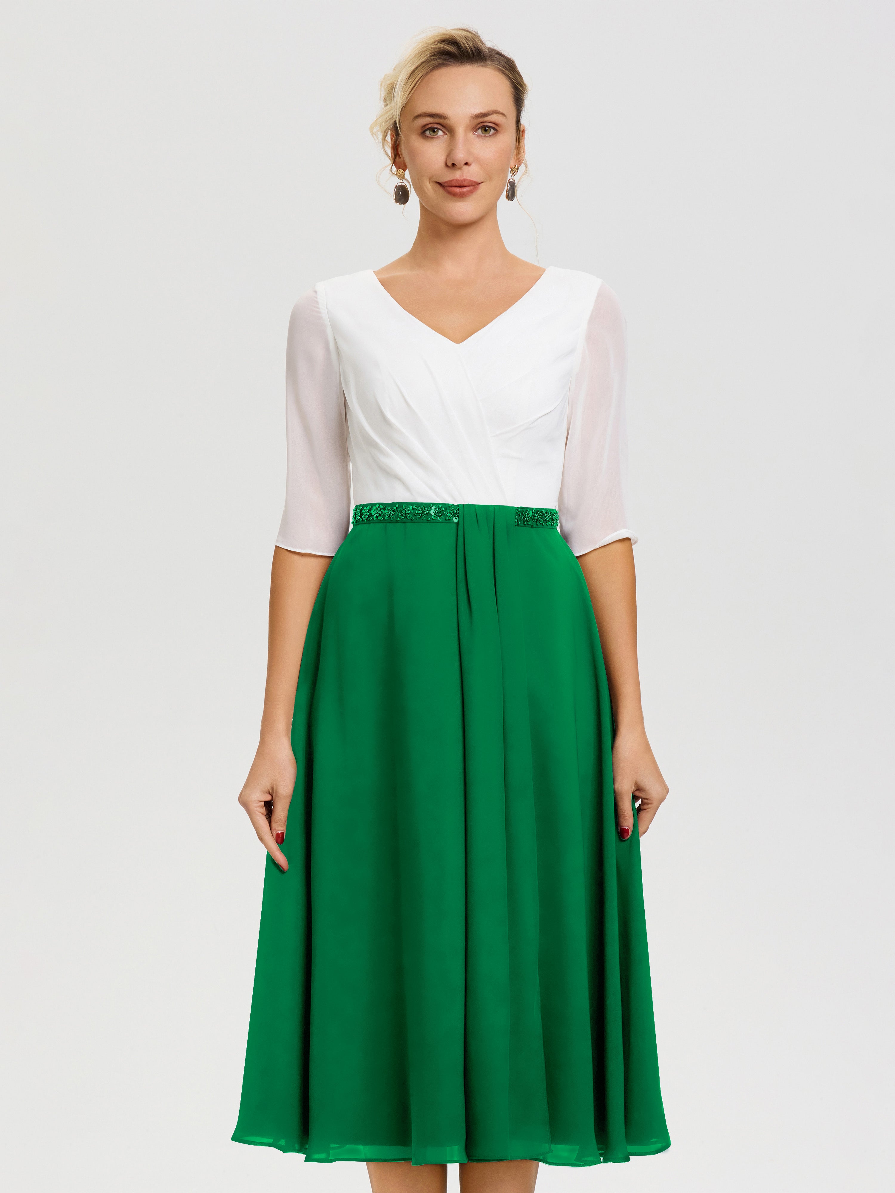 Robe Mère De La Mariée Chic Emeraude Col V Mousseline & Dentelle Demi Manches Robe De La Mère Du Marié