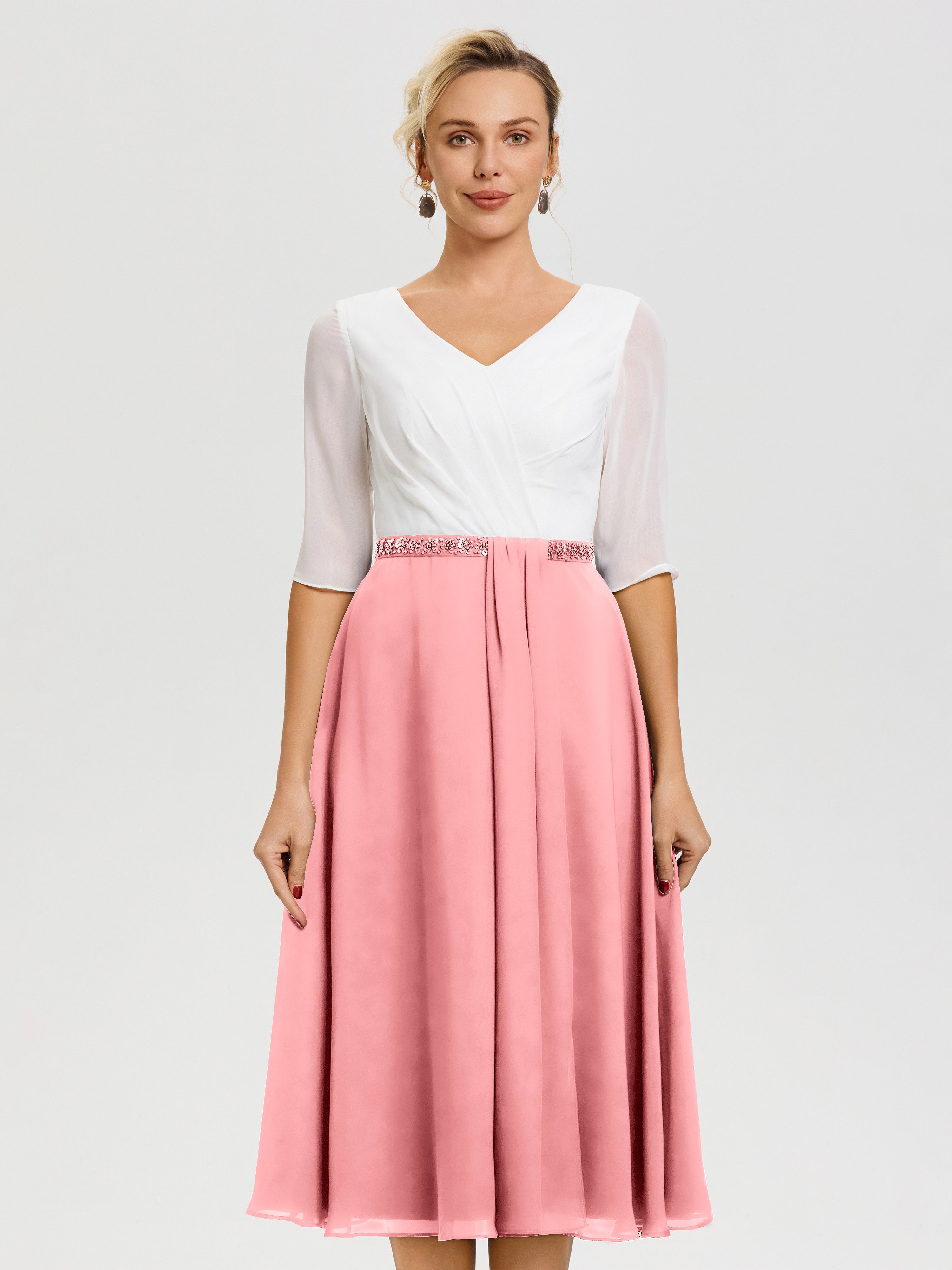 Robe Mère De La Mariée Chic Flamant Col V Mousseline & Dentelle Demi Manches Robe De La Mère Du Marié