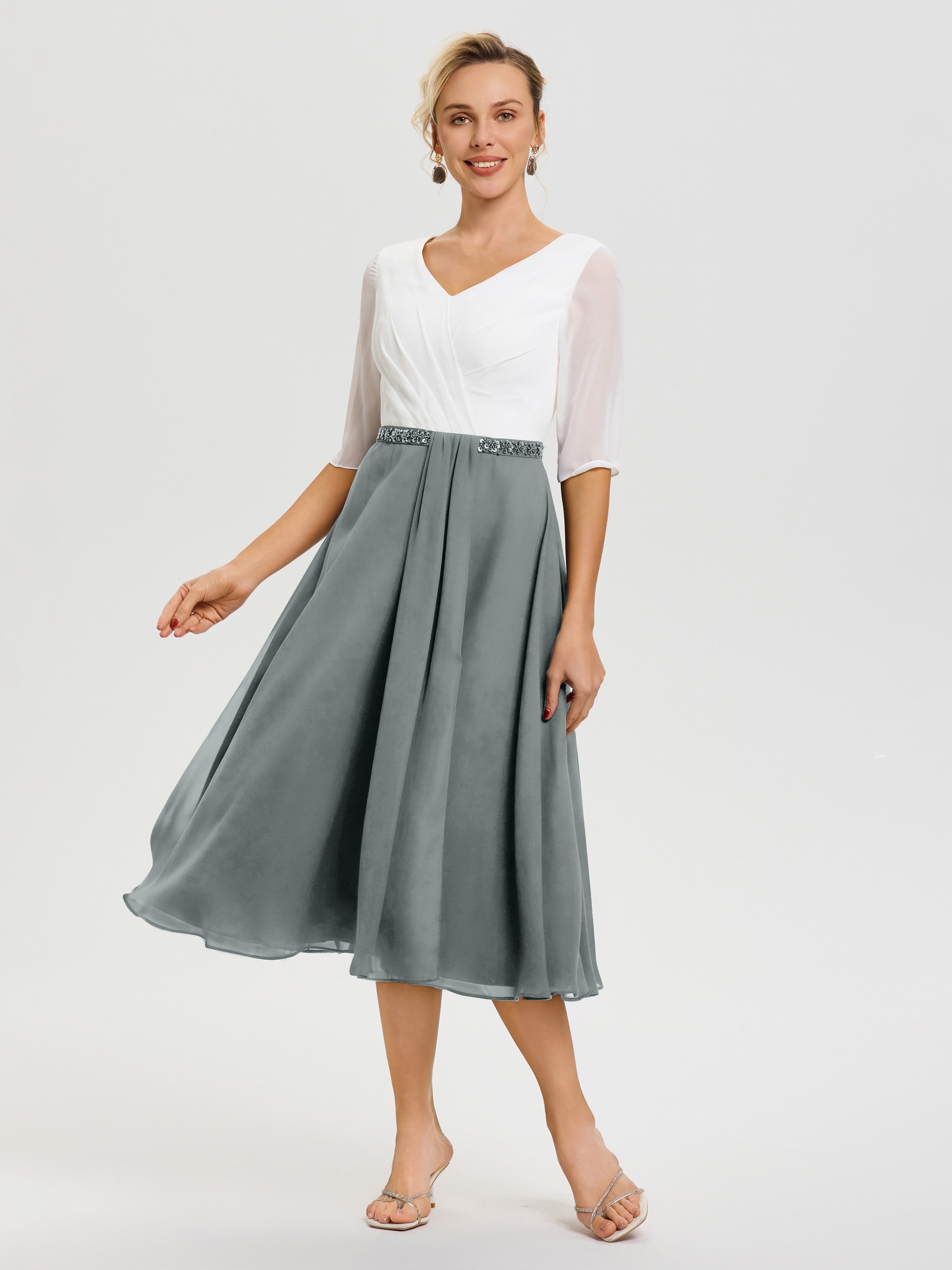 Robe Mère De La Mariée Chic Gris Acier Col V Mousseline & Dentelle Demi Manches Robe De La Mère Du Marié