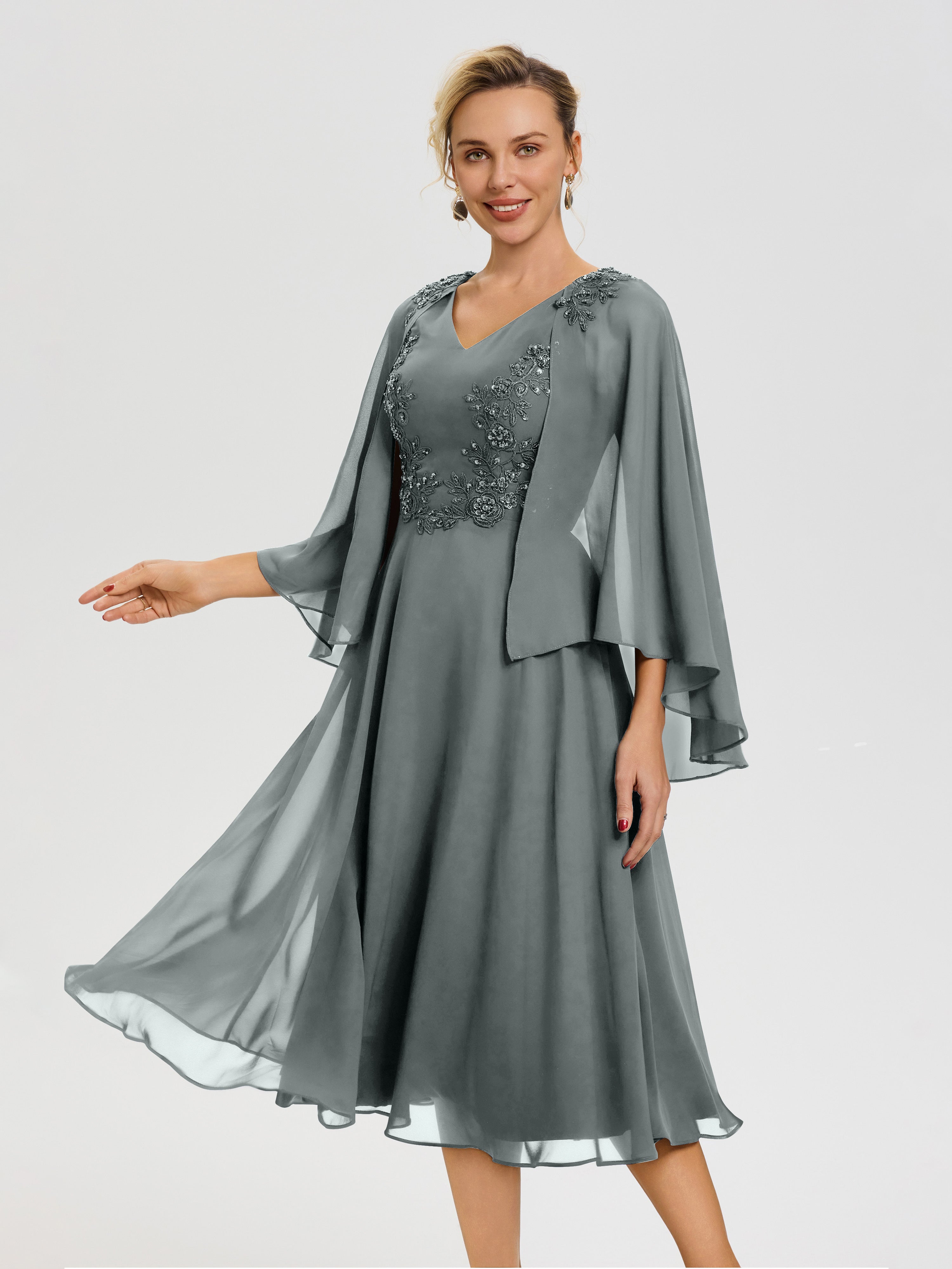 Robe Pour Mère De La Mariée Gris Acier 3/4 Manches Col V Mousseline & Dentelle Robe Mère De Mariée