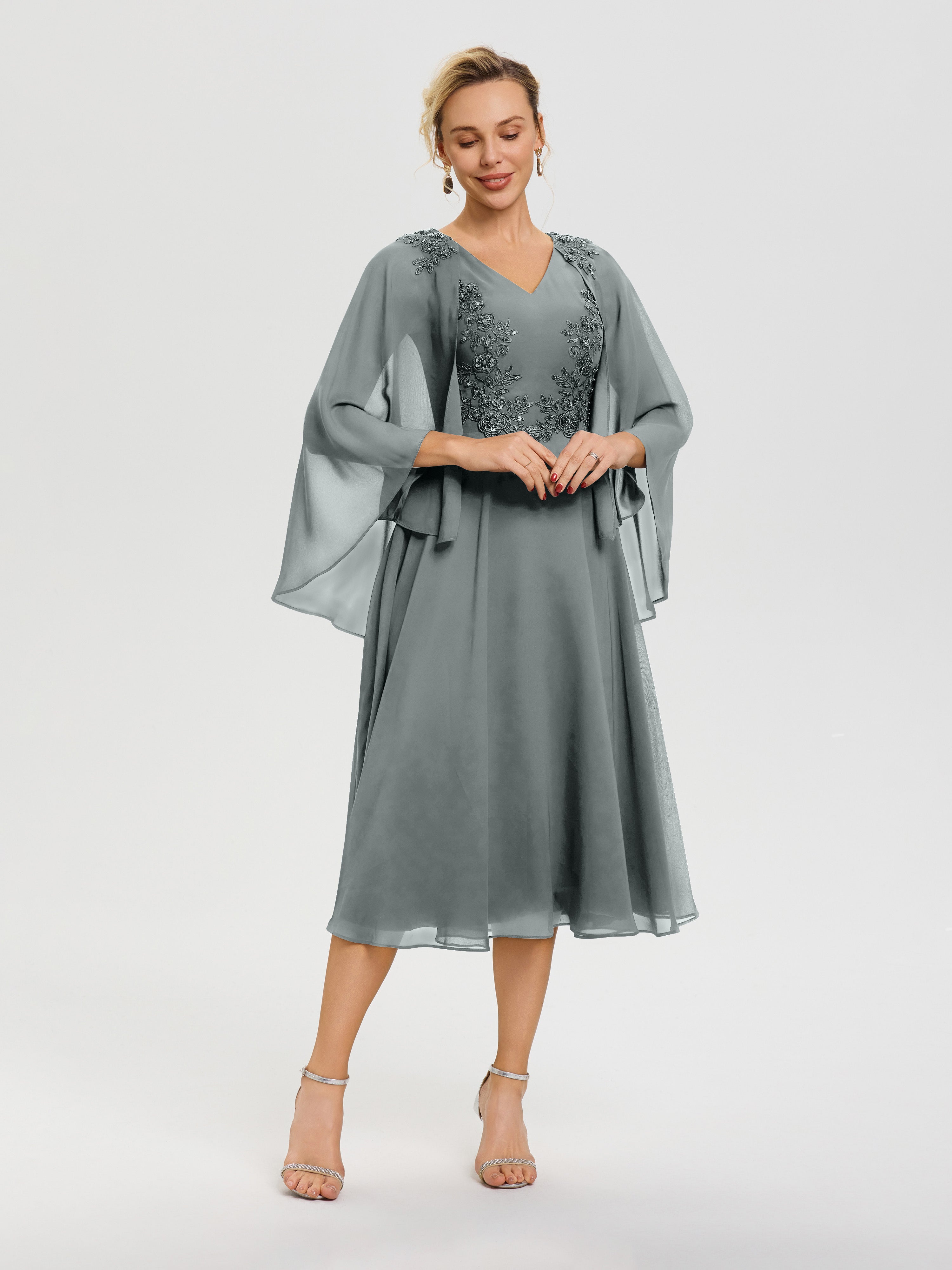Robe Pour Mère De La Mariée Gris Acier 3/4 Manches Col V Mousseline & Dentelle Robe Mère De Mariée