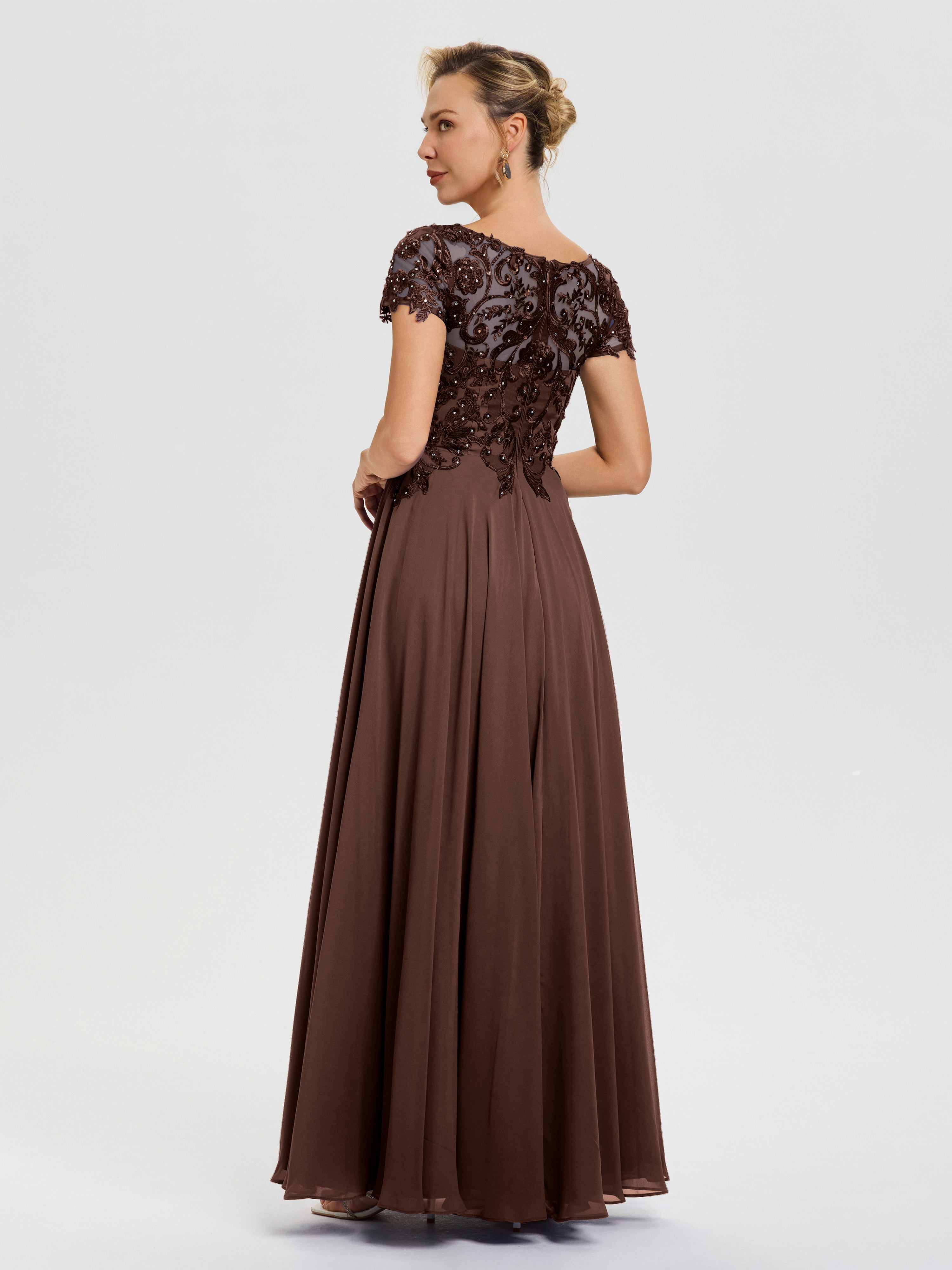 Robe De La Mère De La Mariée Chocolat Col V Mousseline & Dentelle Robe Mère De La Mariée Moderne