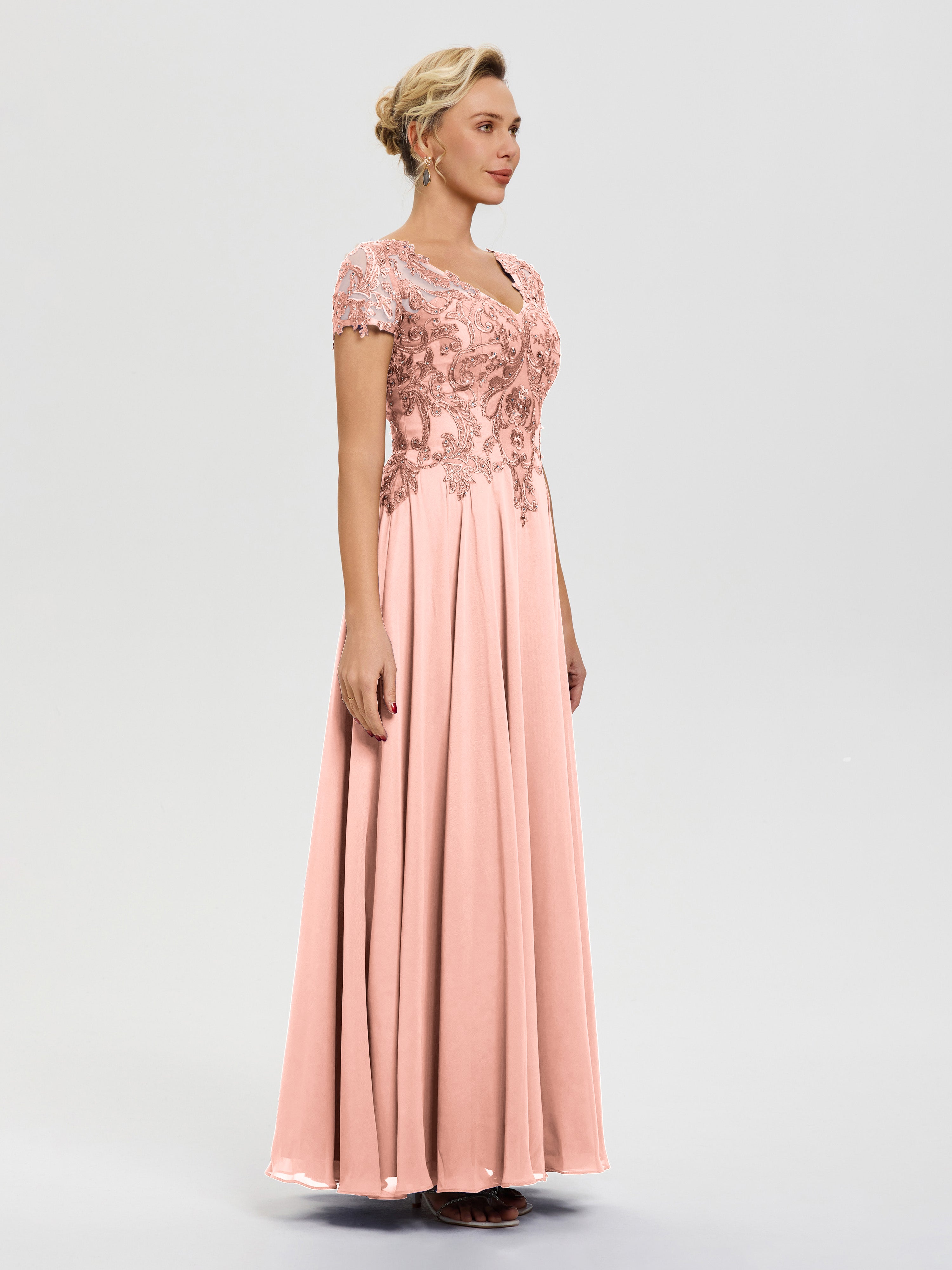 Robe Pour La Mère De La Mariée Corail Col V Mousseline & Dentelle Robe Mère De La Mariée Moderne