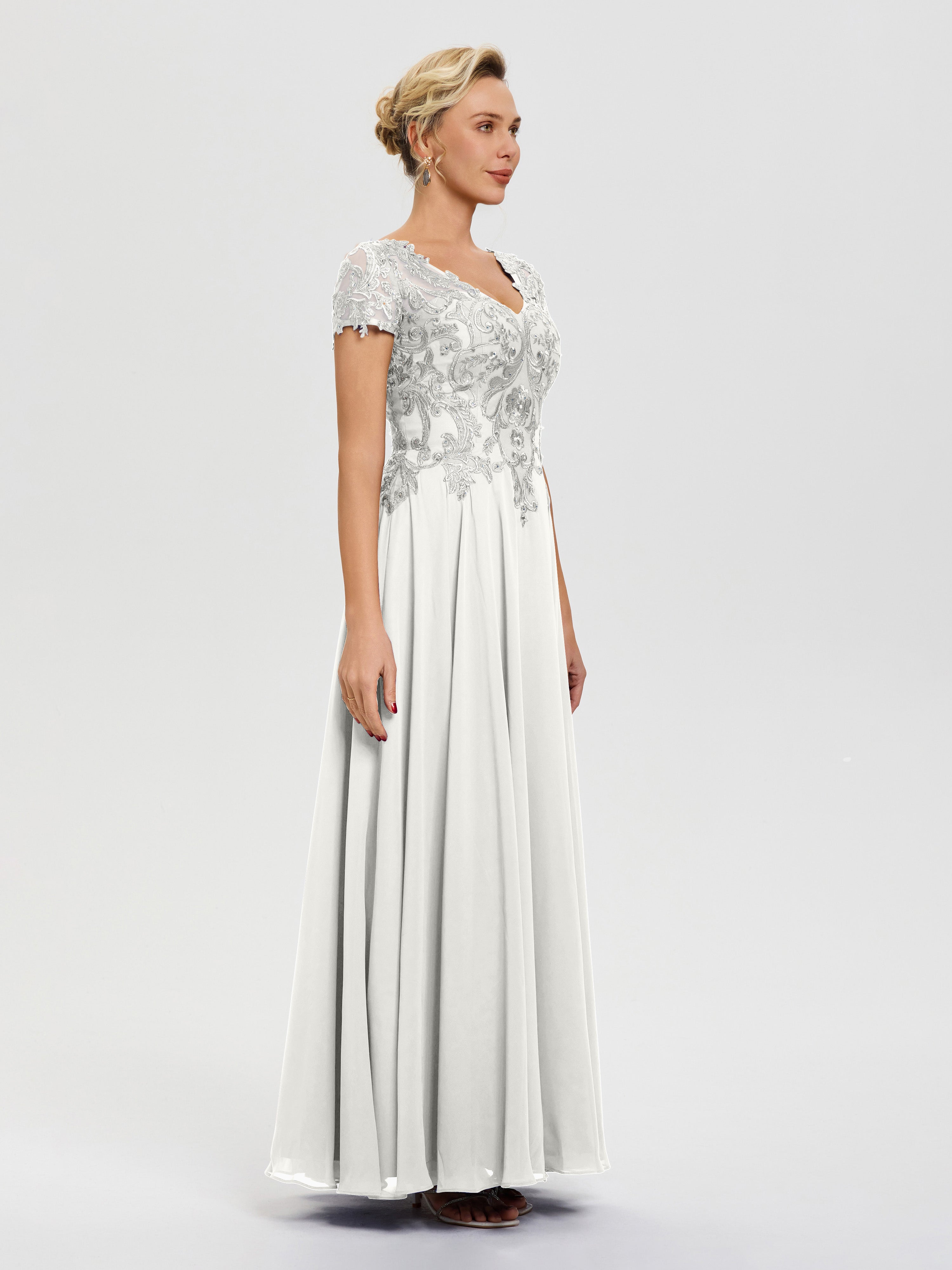 Robe Pour Mère De La Mariée Ivoire Col V Mousseline & Dentelle Robe Mère De La Mariée Moderne