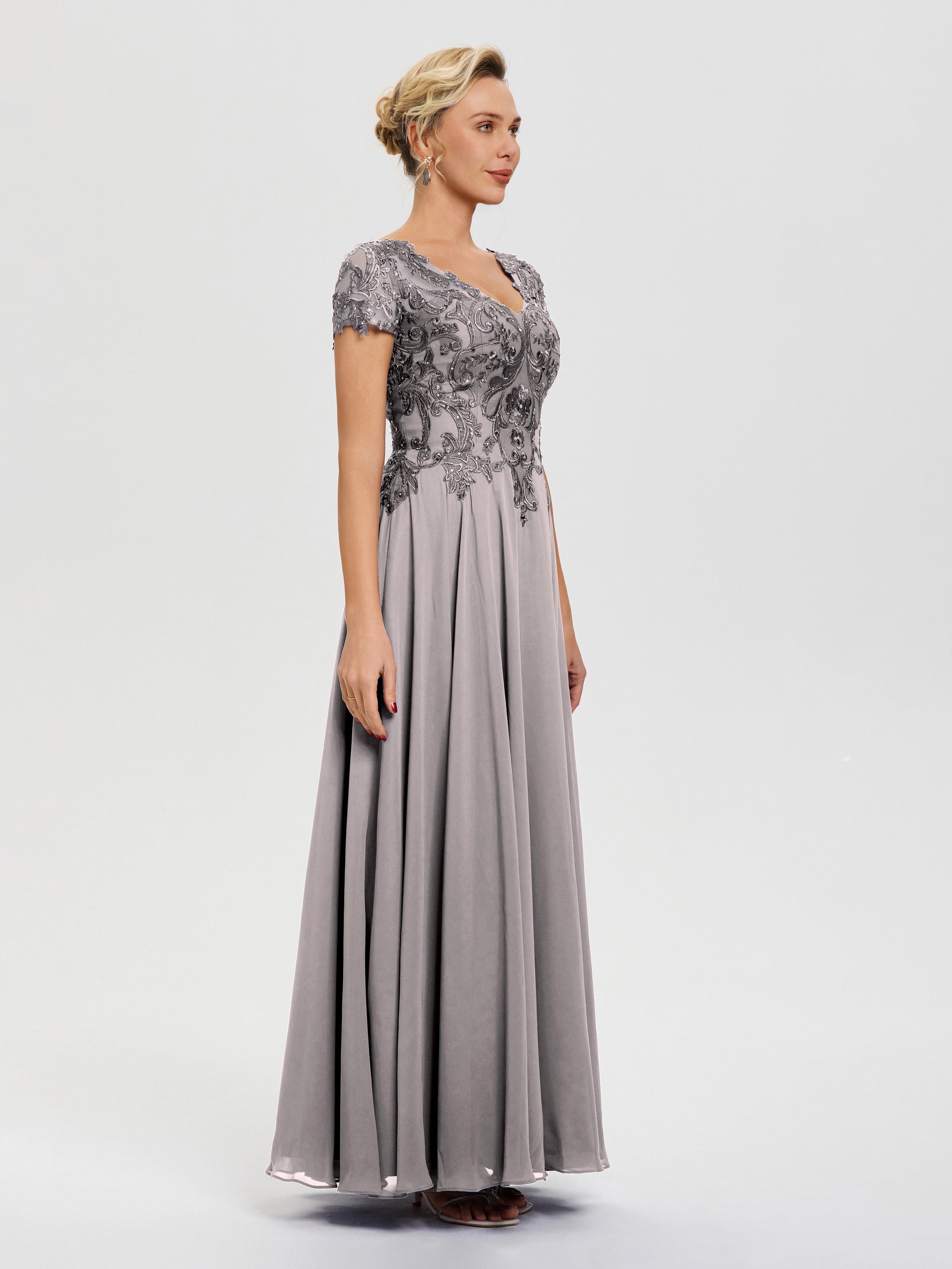 Robe Pour La Mère De La Mariée Argent Col V Mousseline & Dentelle Robe Mère De La Mariée Moderne