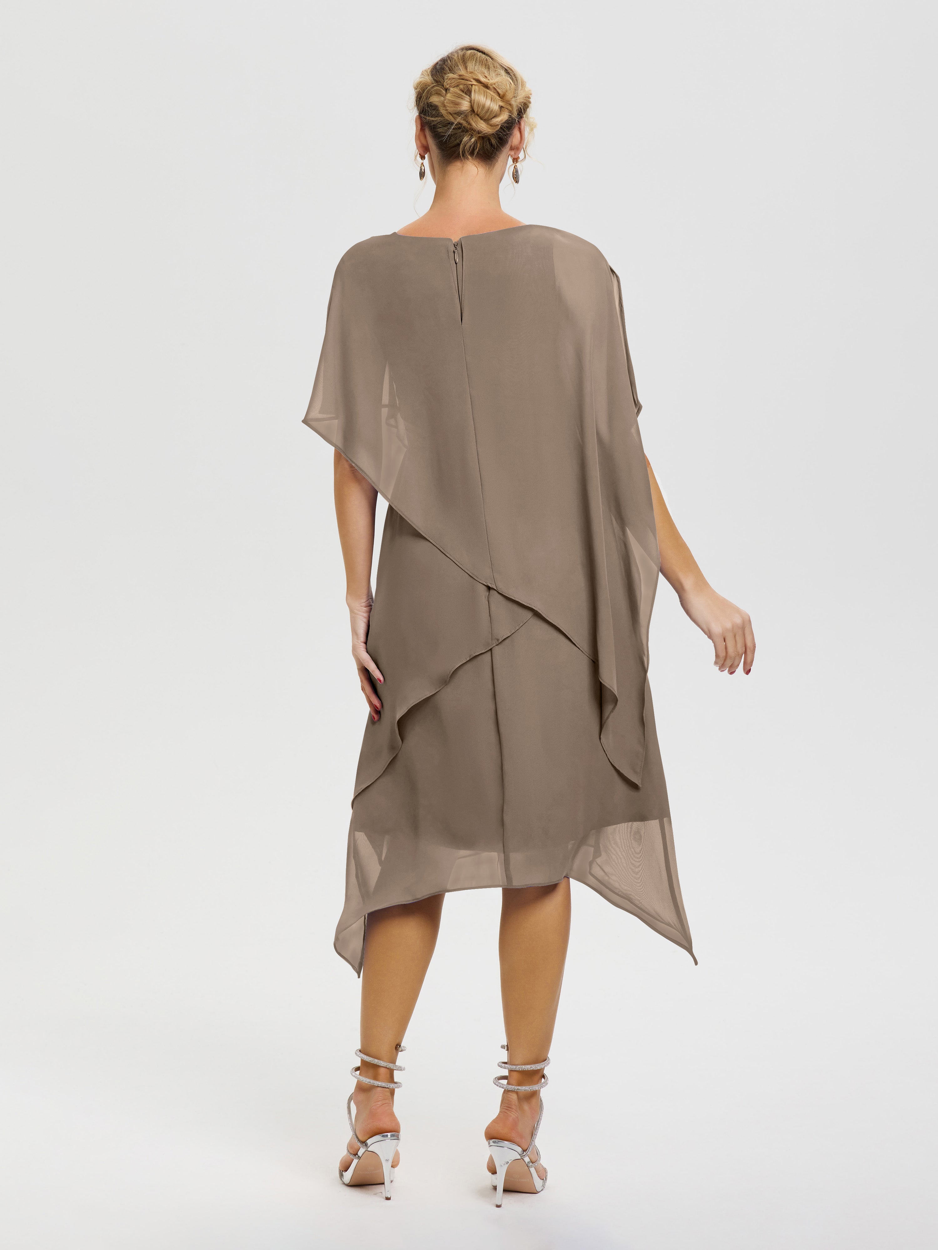 Robes Pour La Mère De La Mariée Taupe Col Rond Mousseline Asymétrique Robe Mère Du Marié
