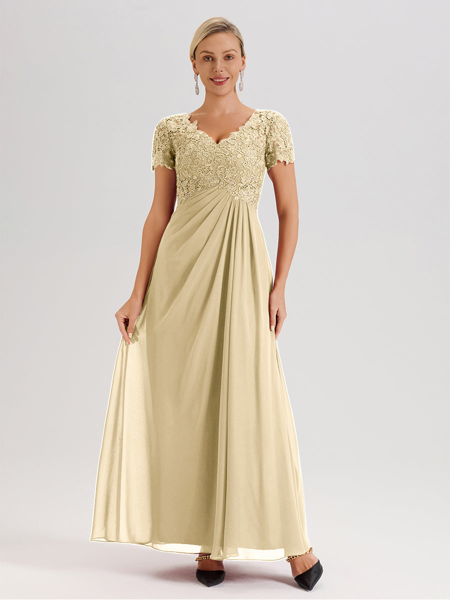 Cicinia Tenue Mère De La Mariée Très Chic Couleur Champagne Dentelle Et Mousseline Avec Mancherons Col V Fluide Trapèze