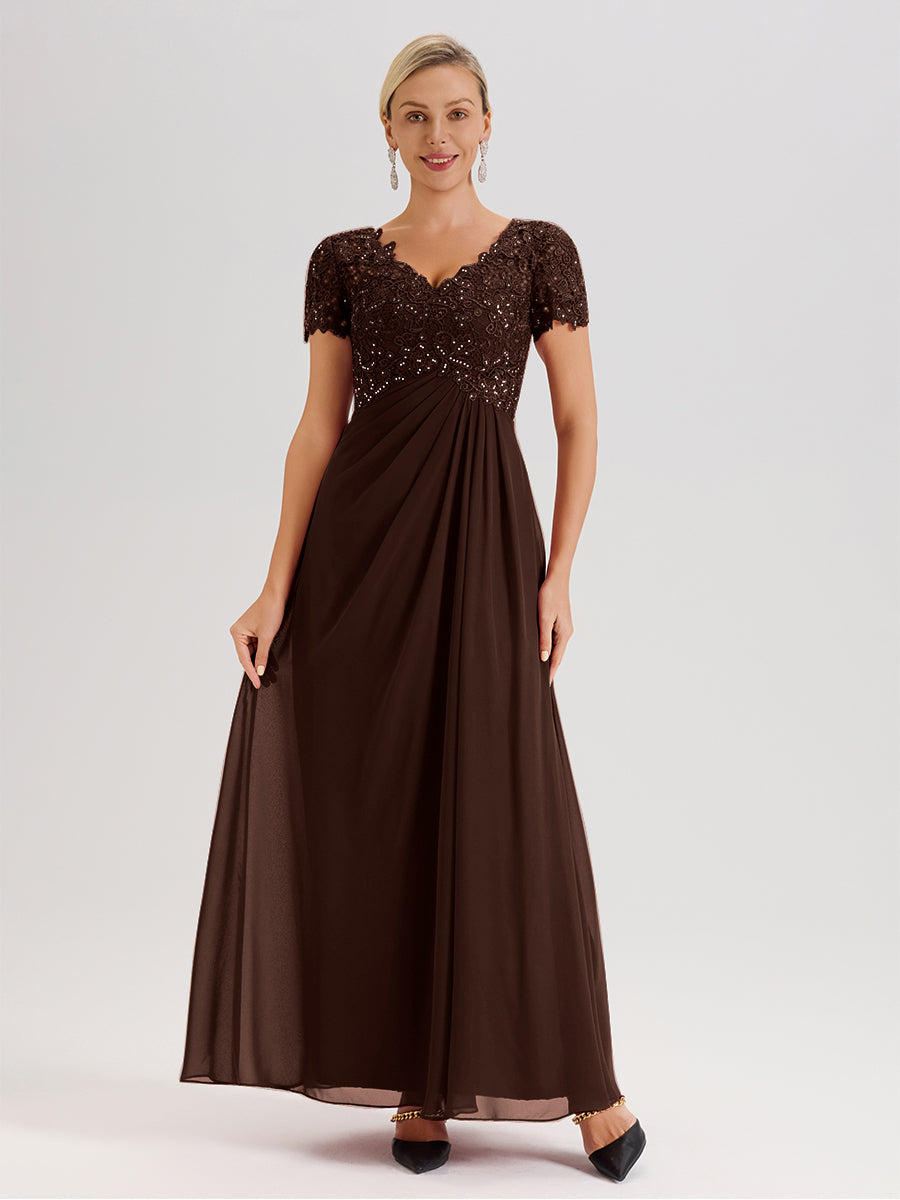 Cicinia Tenue Mère De La Mariée Très Chic En Chocolat Dentelle Et Mousseline Avec Mancherons Col V Fluide Trapèze