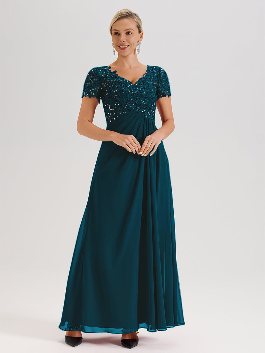 Cicinia Tenue Mère De La Mariée Très Chic Bleu Encre Dentelle Et Mousseline Avec Mancherons Col V Fluide Trapèze