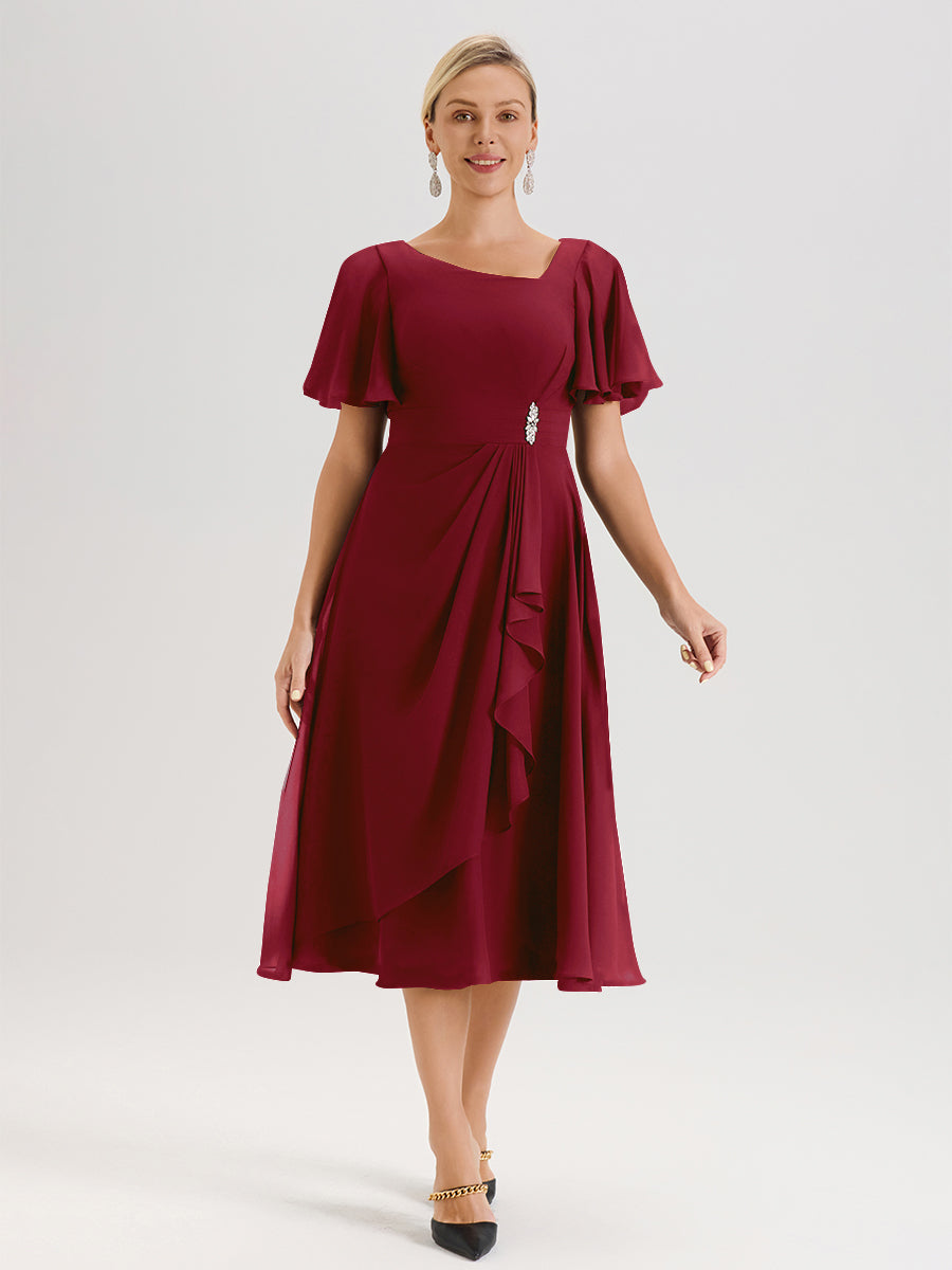 Cicinia Robe Mère De La Mariée Bordeaux En Mousseline Avec Encolure Irrégulière Manches Courtes Longueur Mi-Mollet