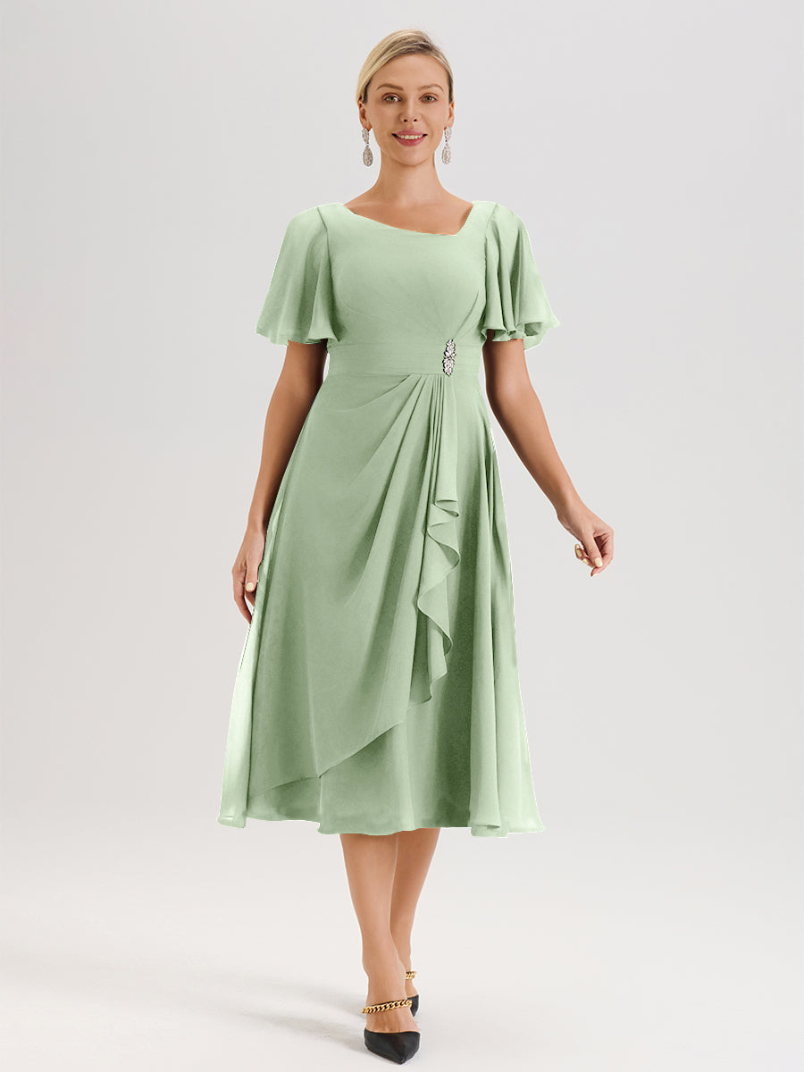 Cicinia Robe Mère De La Mariée De Sauge Poussiéreux En Mousseline Avec Encolure Irrégulière Manches Courtes Longueur Mi-Mollet
