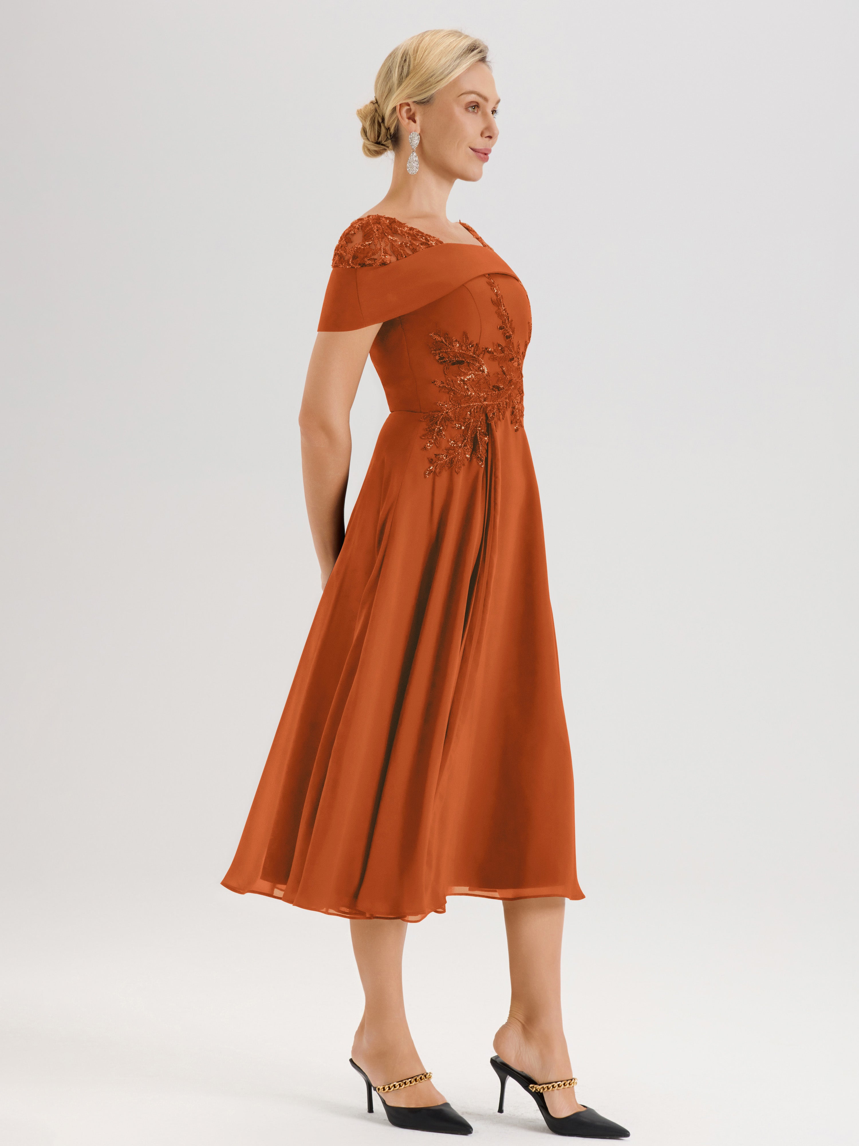 Cicinia Robe Trapèze Pour Mère De La Mariée Orange Brûlé En Mousseline Et Dentelle Col Carré Manches Courtes Longueur Mi-Mollet