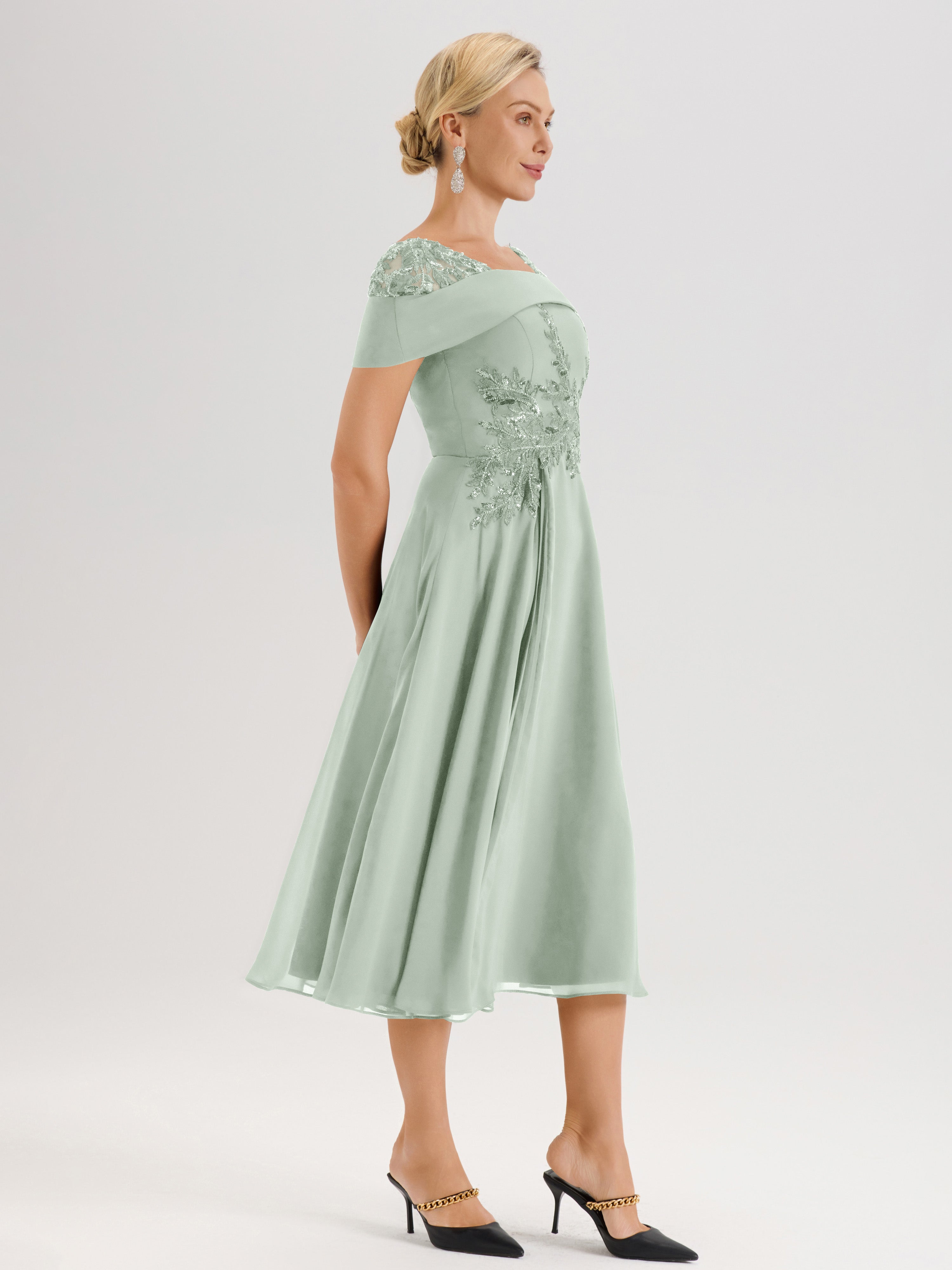 Cicinia Robe Trapèze Pour Mère De La Mariée Celadon En Mousseline Et Dentelle Col Carré Manches Courtes Longueur Mi-Mollet