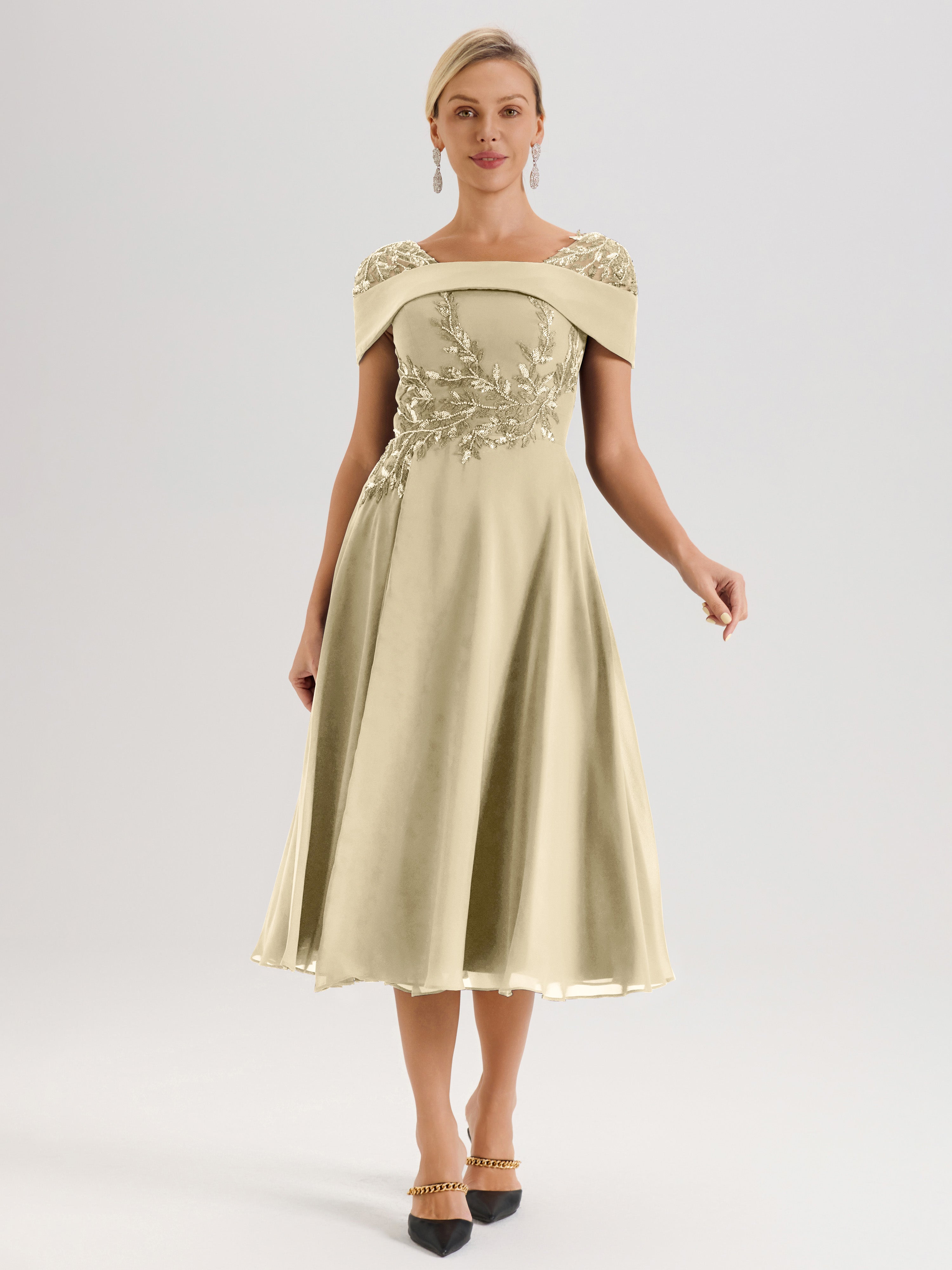 Cicinia Robe Trapèze Pour Mère De La Mariée Couleur Champagne En Mousseline Et Dentelle Col Carré Manches Courtes Longueur Mi-Mollet