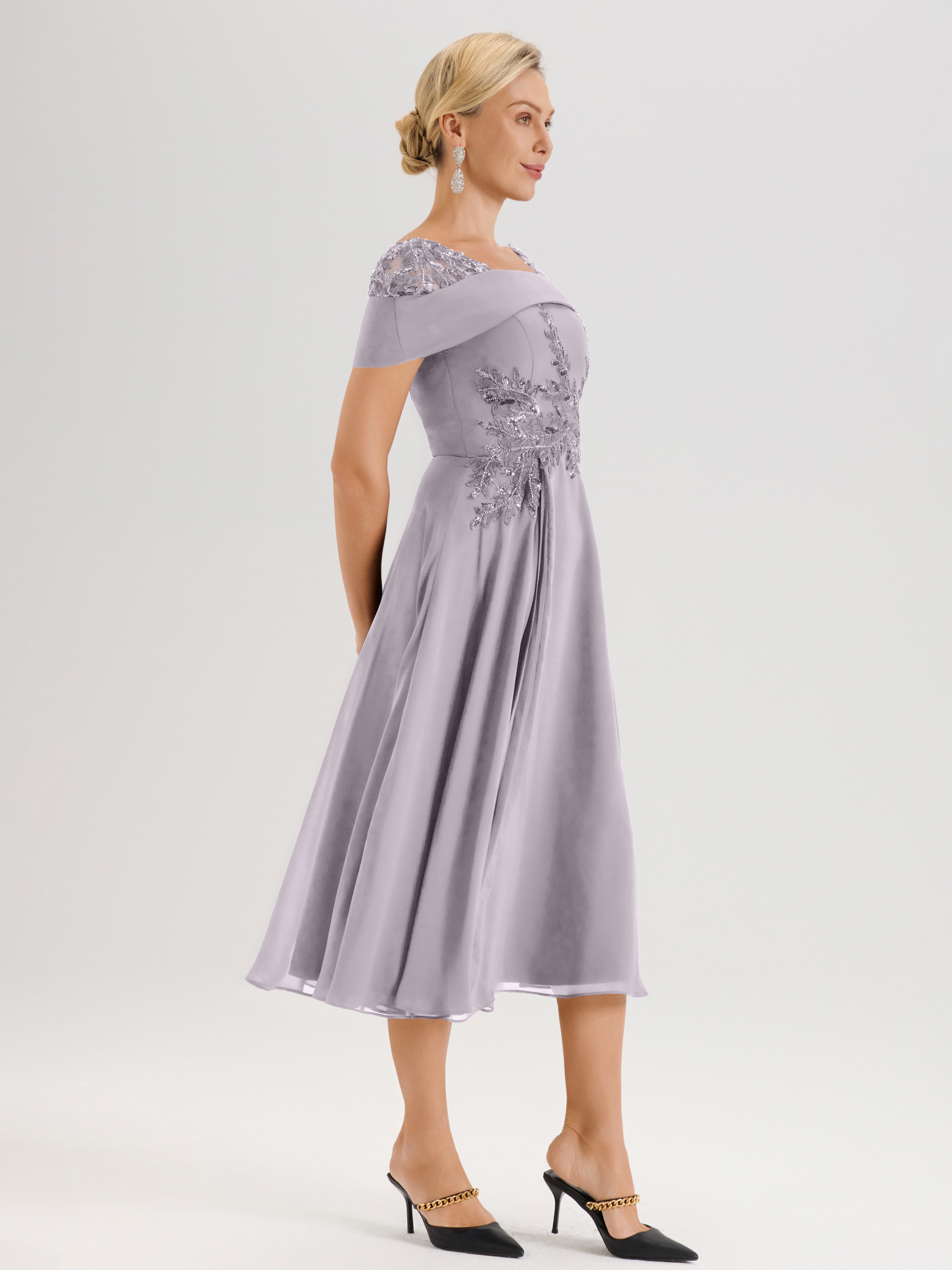 Cicinia Robe Trapèze Pour Mère De La Mariée Couleur Crépuscule En Mousseline Et Dentelle Col Carré Manches Courtes Longueur Mi-Mollet