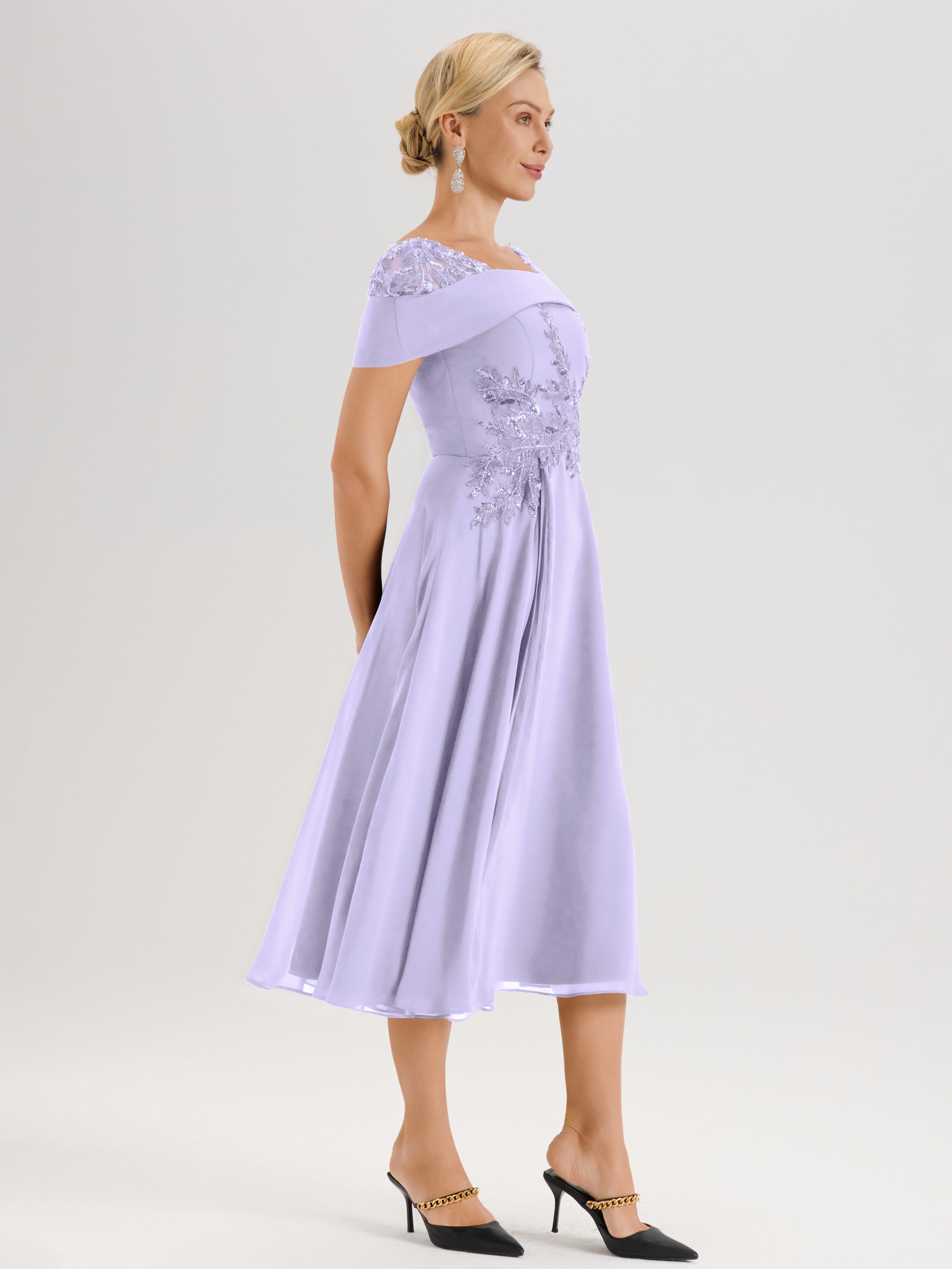Cicinia Robe Trapèze Pour Mère De La Mariée Lilas En Mousseline Et Dentelle Col Carré Manches Courtes Longueur Mi-Mollet