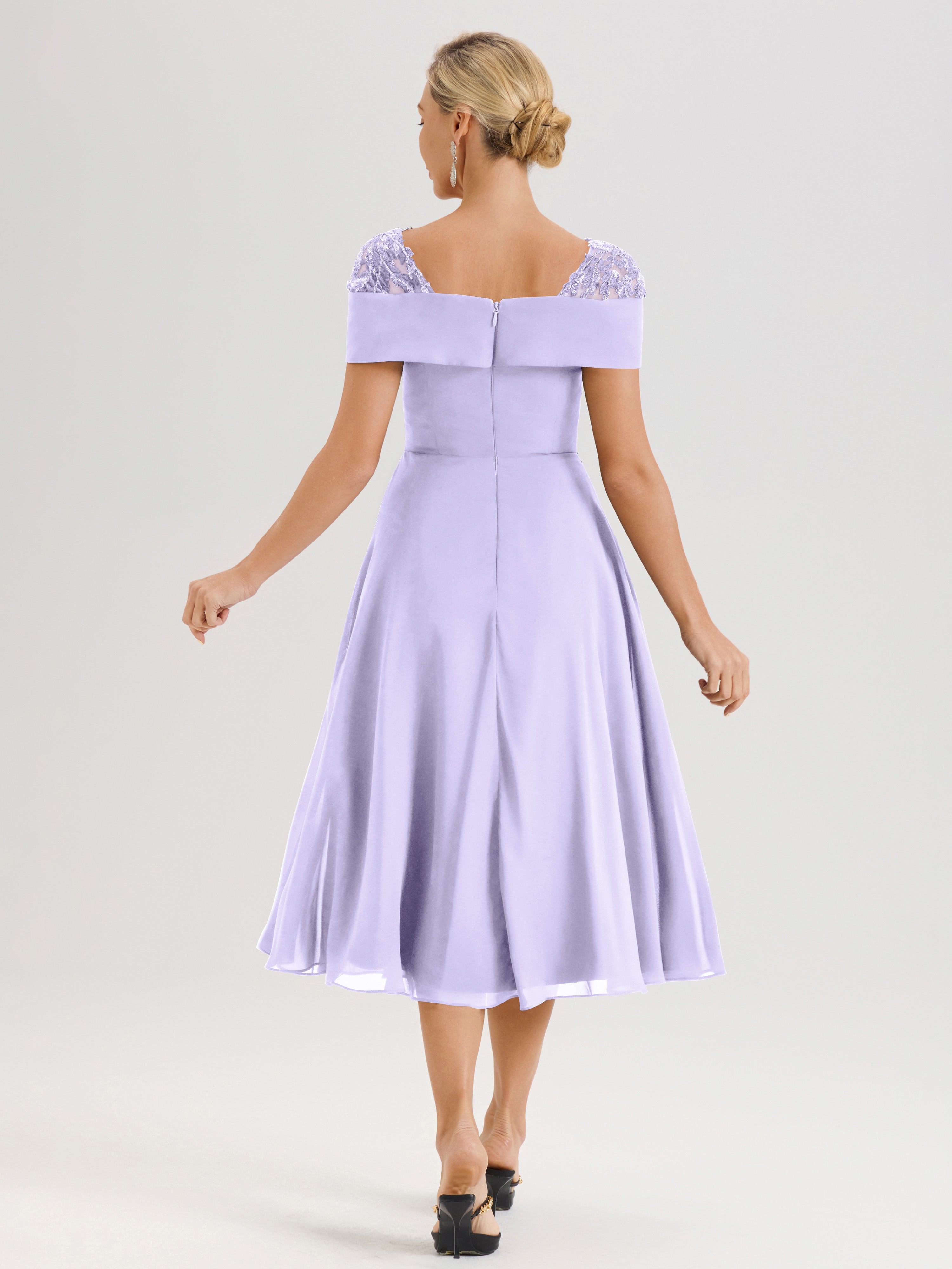 Cicinia Robe Trapèze Pour Mère De La Mariée Lilas En Mousseline Et Dentelle Col Carré Manches Courtes Longueur Mi-Mollet