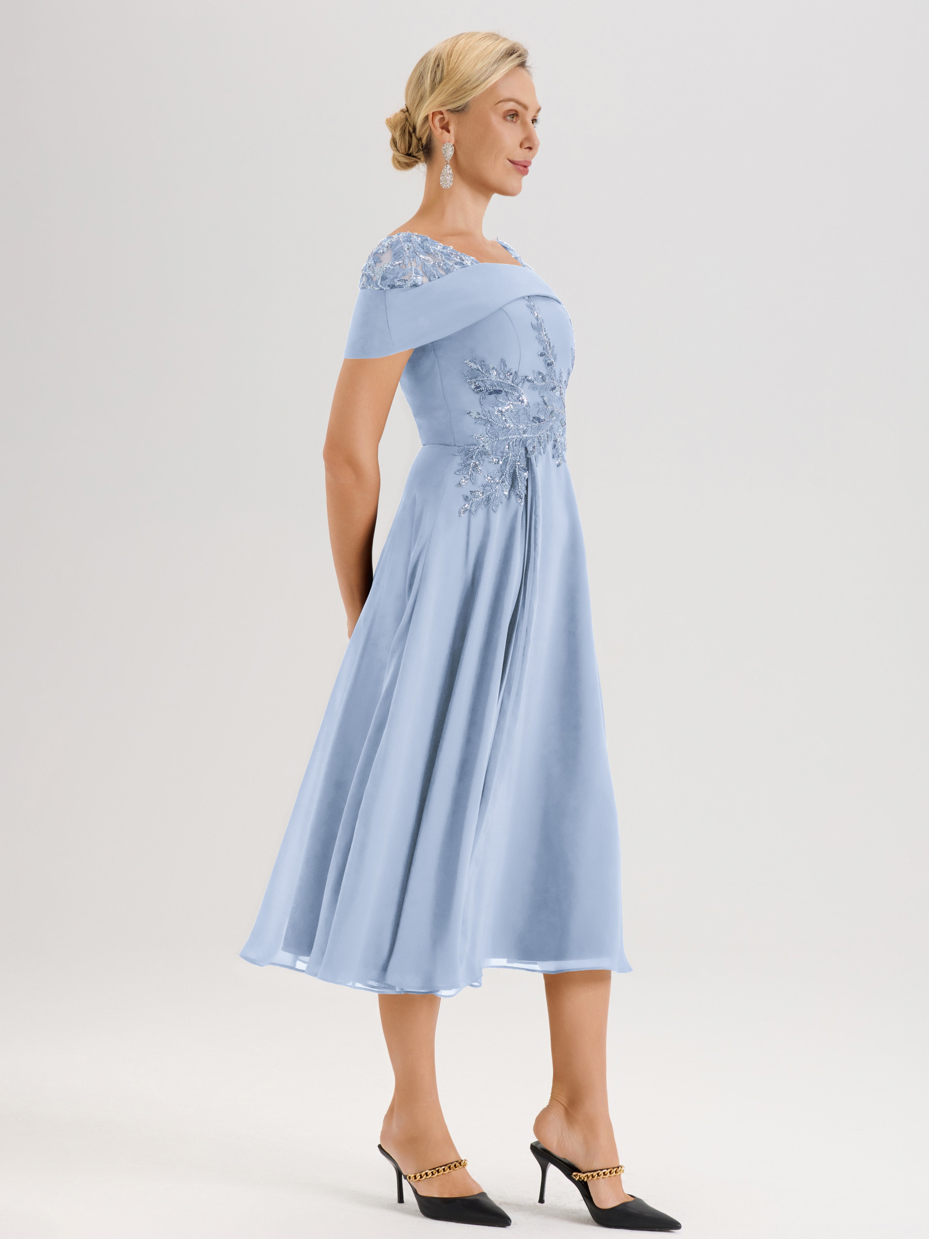 Cicinia Robe Trapèze Pour Mère De La Mariée Bleu Ciel En Mousseline Et Dentelle Col Carré Manches Courtes Longueur Mi-Mollet