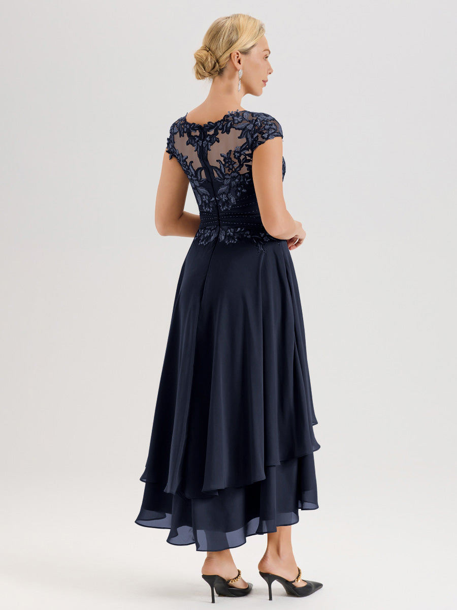 Cicinia Mère De La Mariée Bleu Marine Col Ras Du Cou Avec Jupe À Ourlet Asymétrique En Chiffon Et Dentelle Longueur Cheville