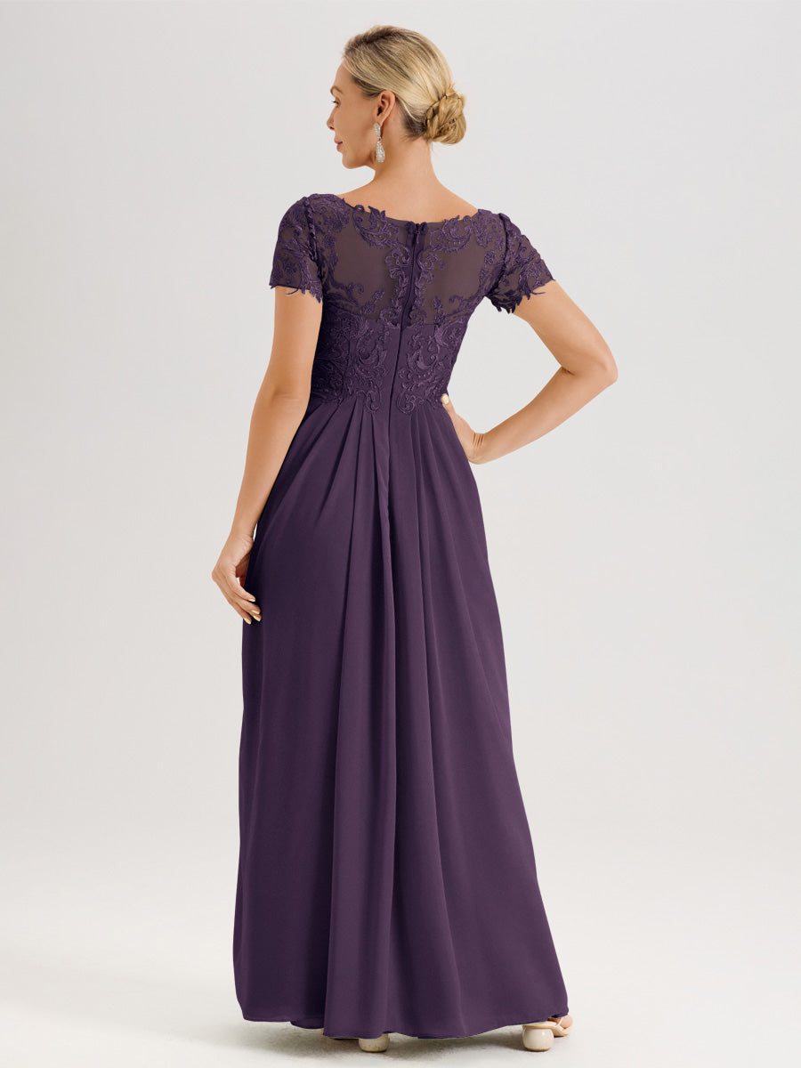 Cicinia Plum Robe De Mère De La Mariée Longue Ligne A En Dentelle Et Mousseline À Manches Courtes Et Décolleté En V