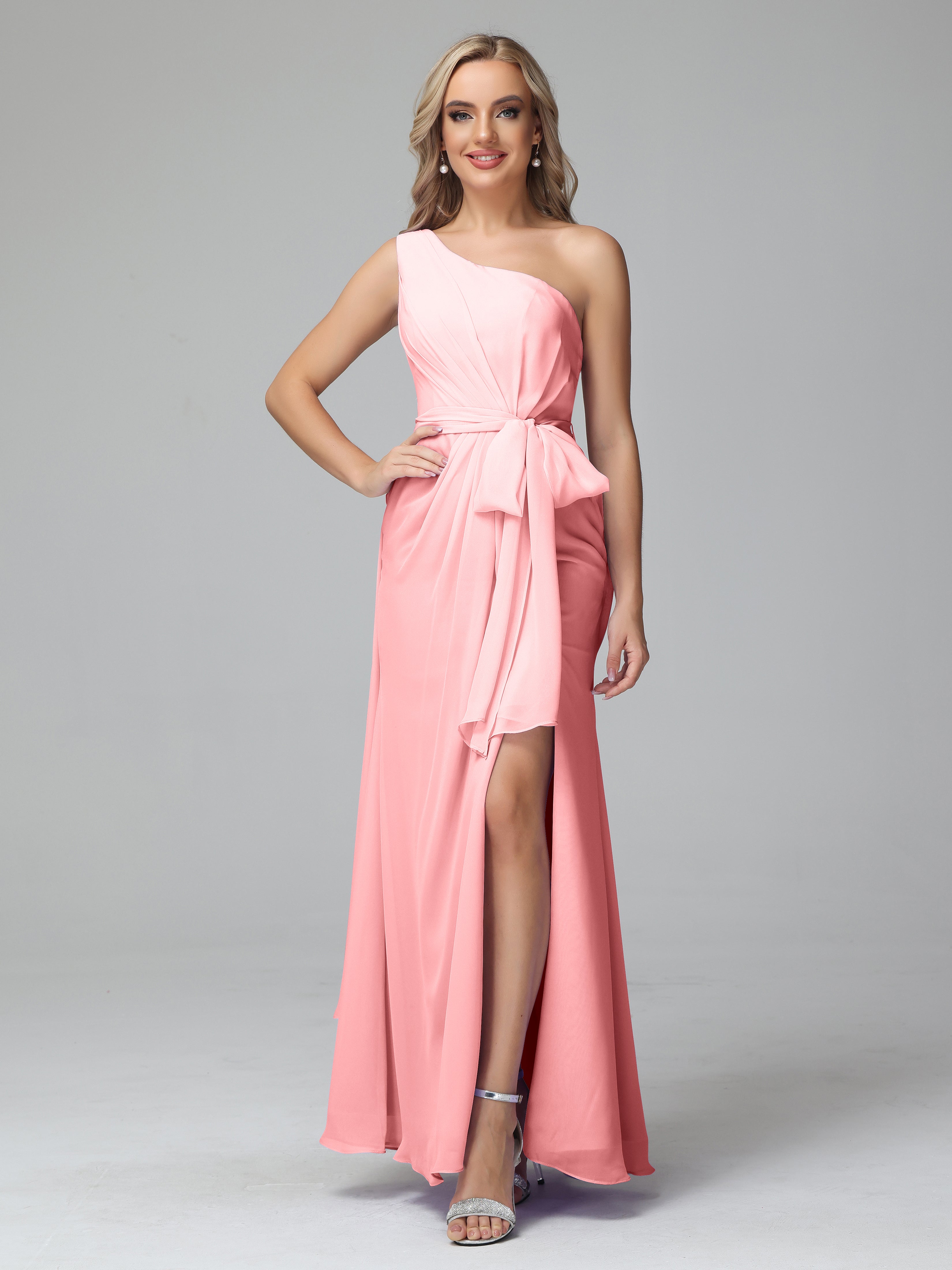 Robes De Demoiselle D'Honneur Flamant Trapèze Décolleté Asymétrique Mousseline Robe De Demoiselle D'Honneur Avec Plissé