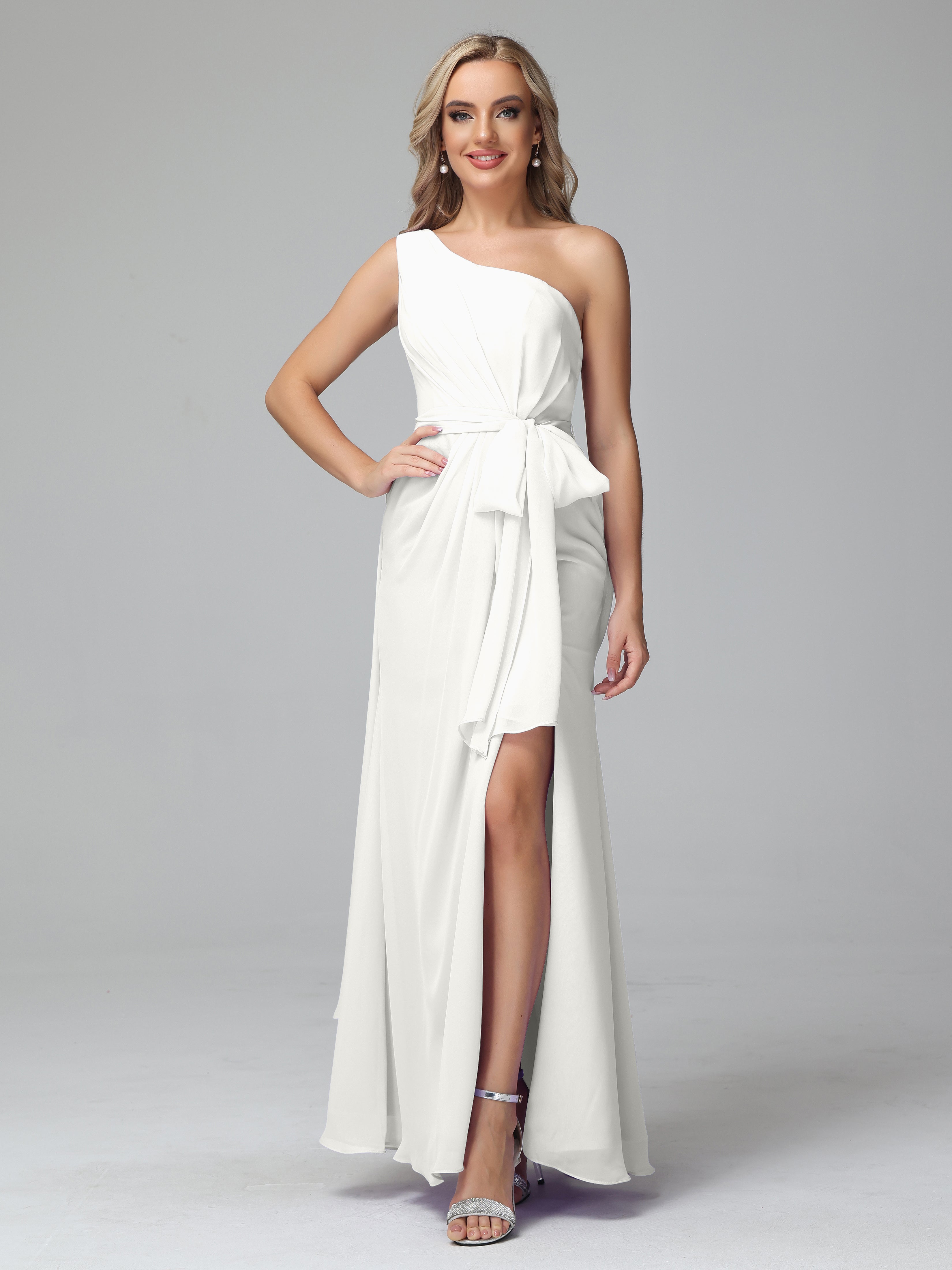 Robes De Demoiselle D'Honneur Ivoire Trapèze Décolleté Asymétrique Mousseline Robe De Demoiselle D'Honneur Avec Plissé