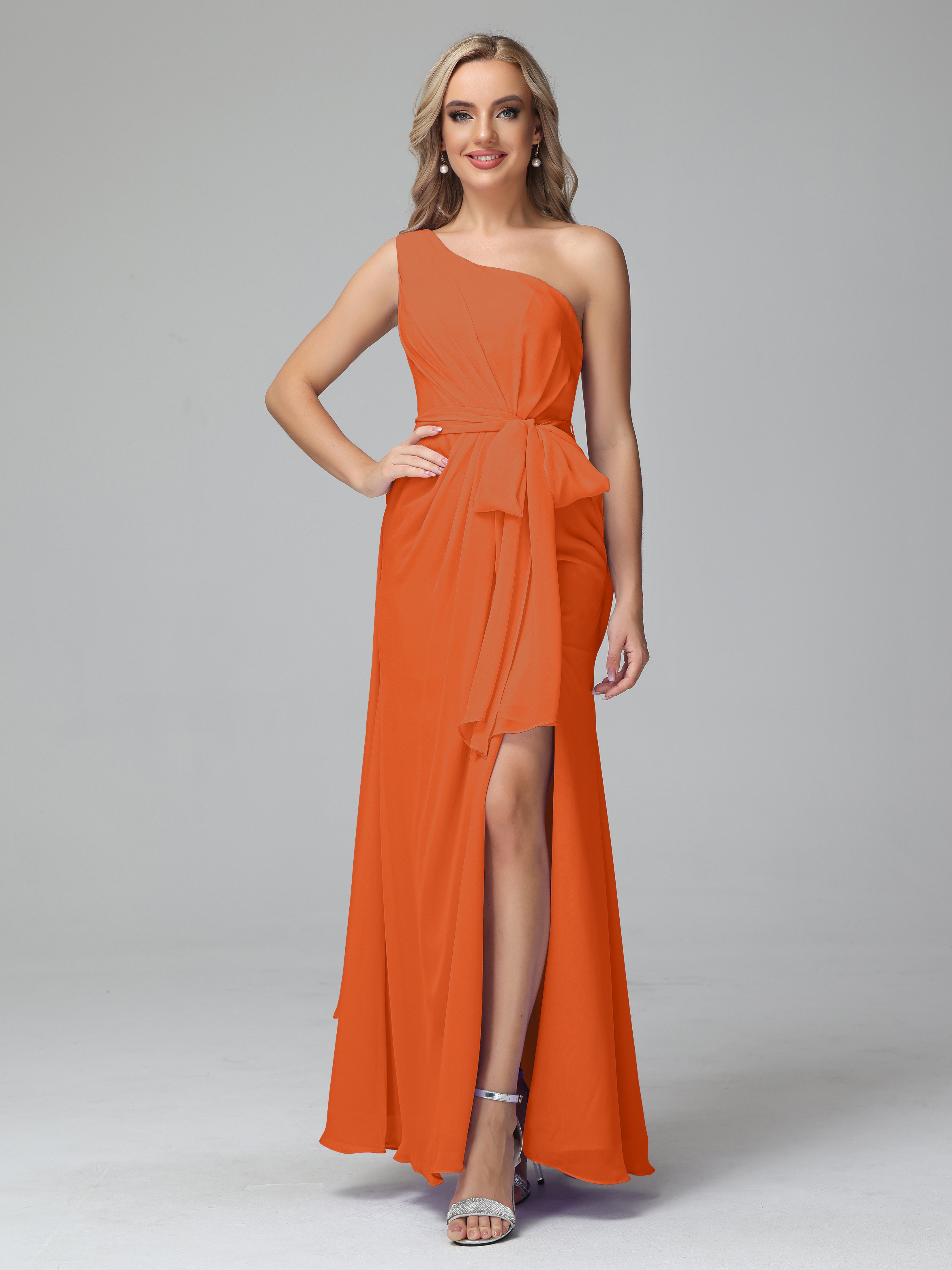 Robes De Demoiselle D'Honneur Orange Brûlé Trapèze Décolleté Asymétrique Mousseline Robe De Demoiselle D'Honneur Avec Plissé