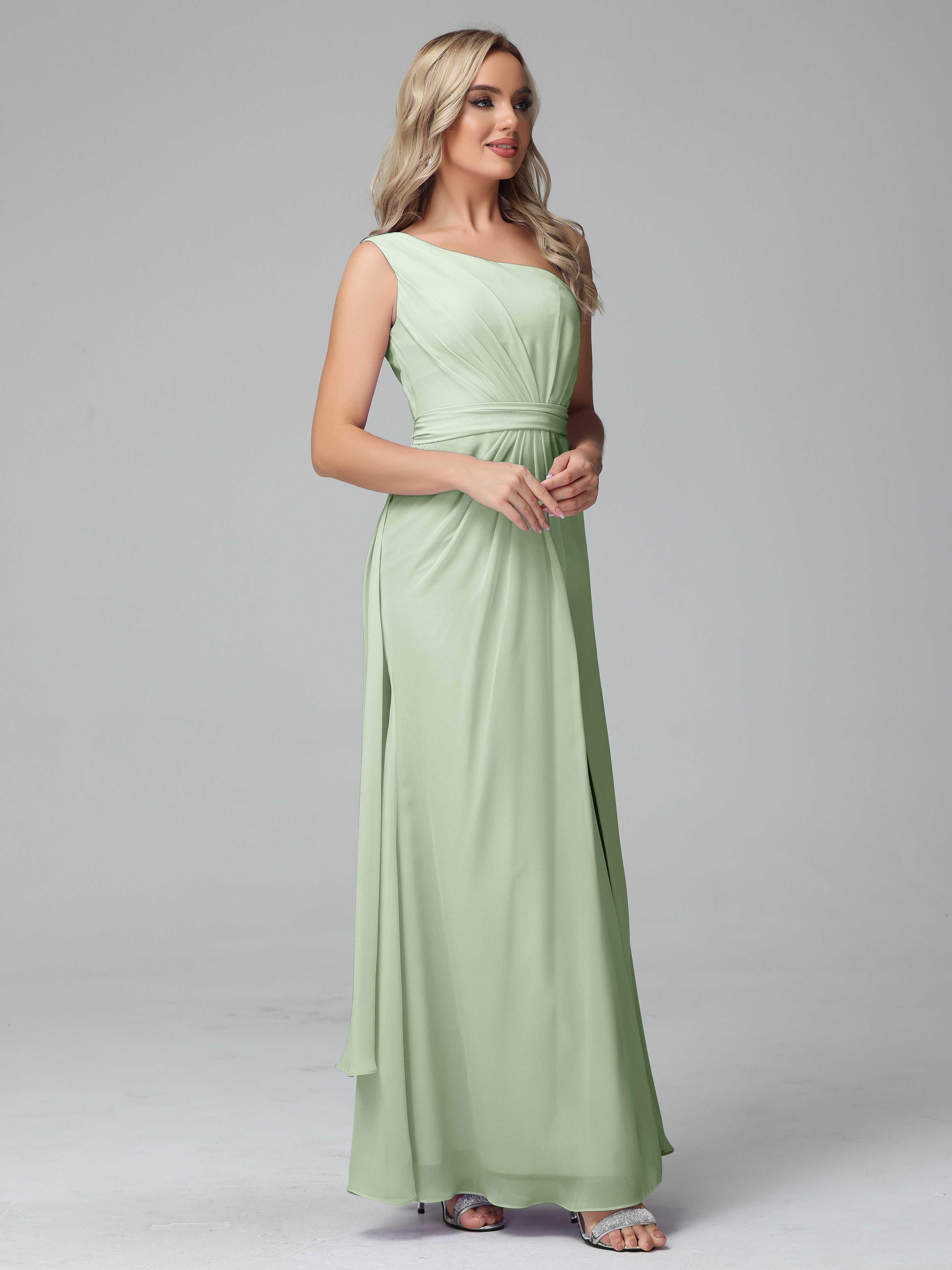 Demoiselle D'Honneur De Sauge Poussiéreuse Trapèze Décolleté Asymétrique Mousseline Robe De Demoiselle D'Honneur Avec Plissé
