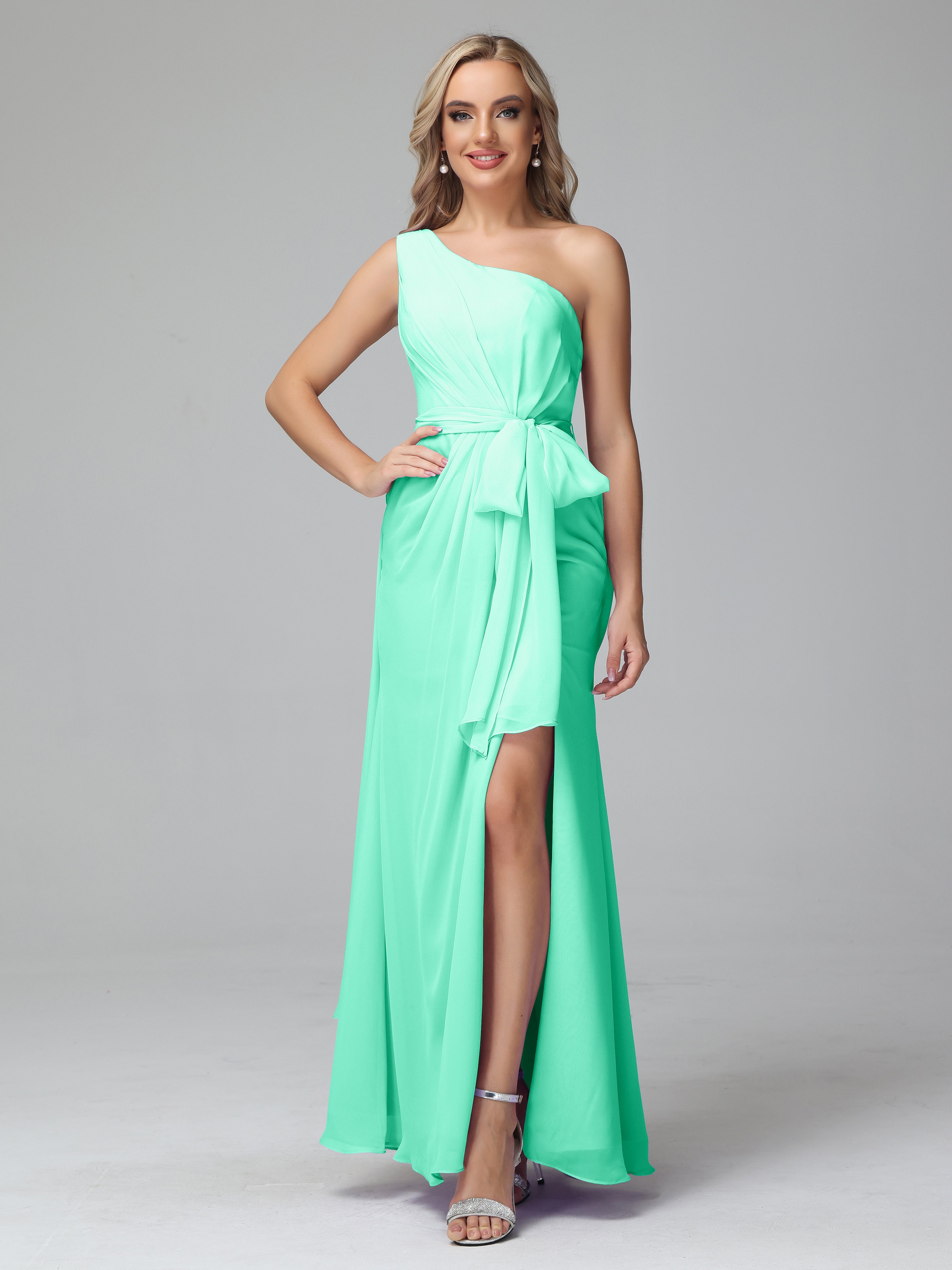 Robe De Demoiselle D Honneur Turquoise Trapèze Décolleté Asymétrique Mousseline Robe De Demoiselle D'Honneur Avec Plissé