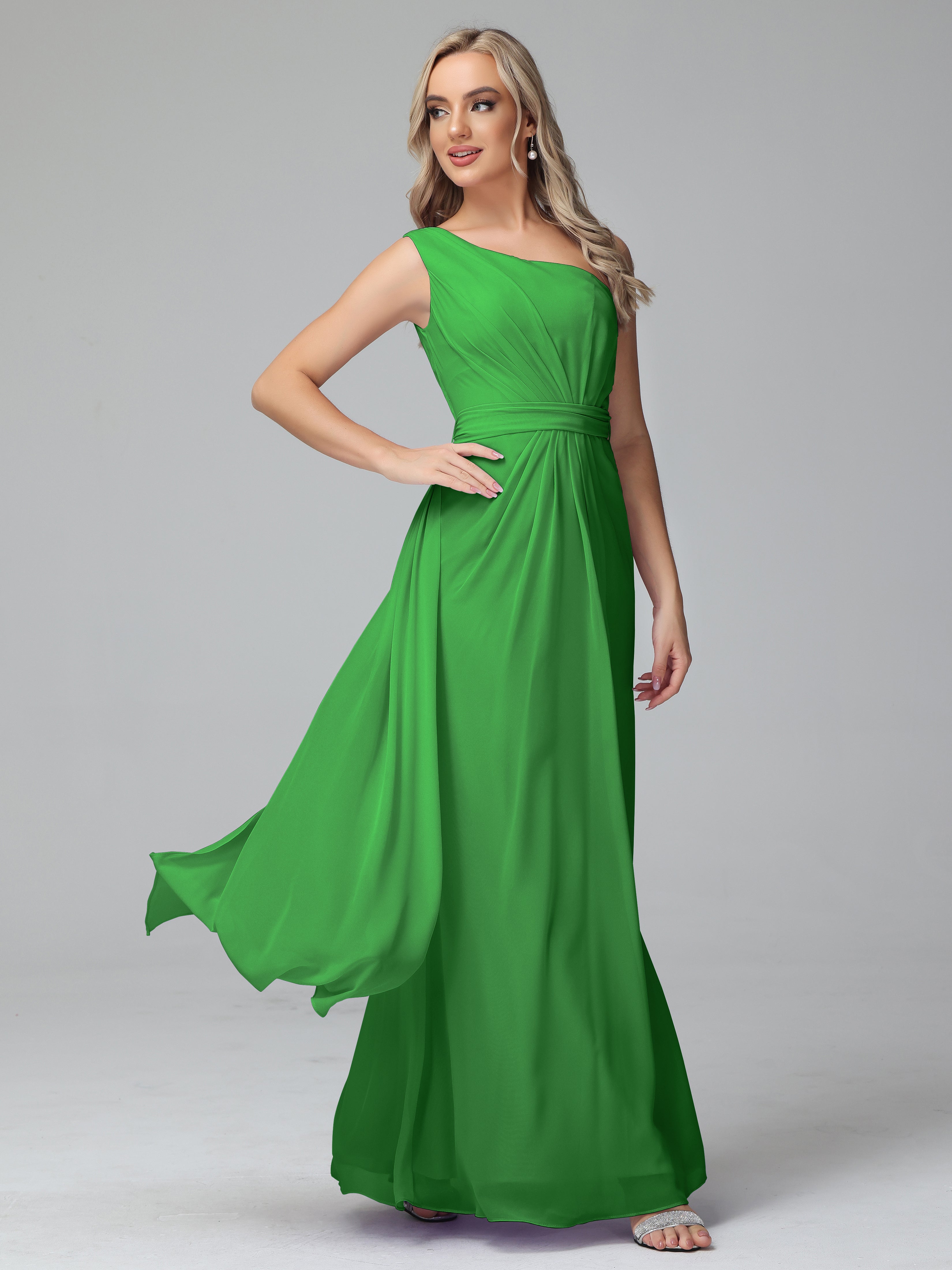 Robes De Demoiselle D'Honneur Vert Forêt Trapèze Décolleté Asymétrique Mousseline Robe De Demoiselle D'Honneur Avec Plissé