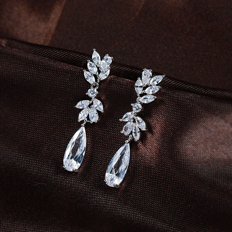 CLOUS D'OREILLES