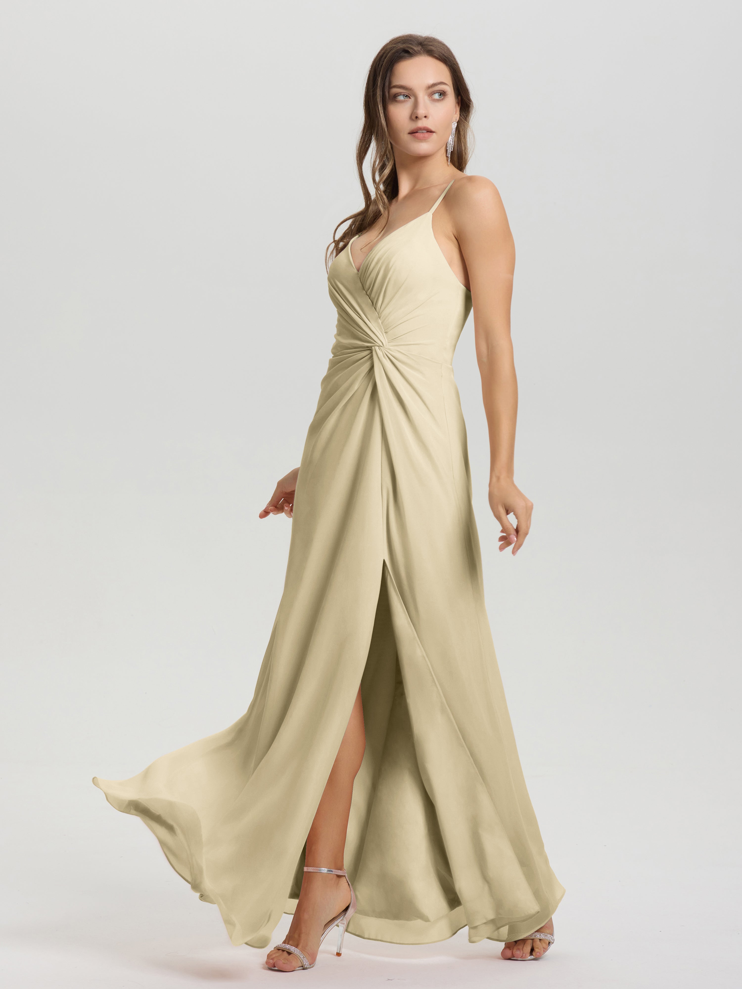 Robes De Demoiselle D'Honneur Couleur Champagne Col V Fendue Trapèze Mousseline Robe Demoiselle D'Honneur Avec Plisée Devant