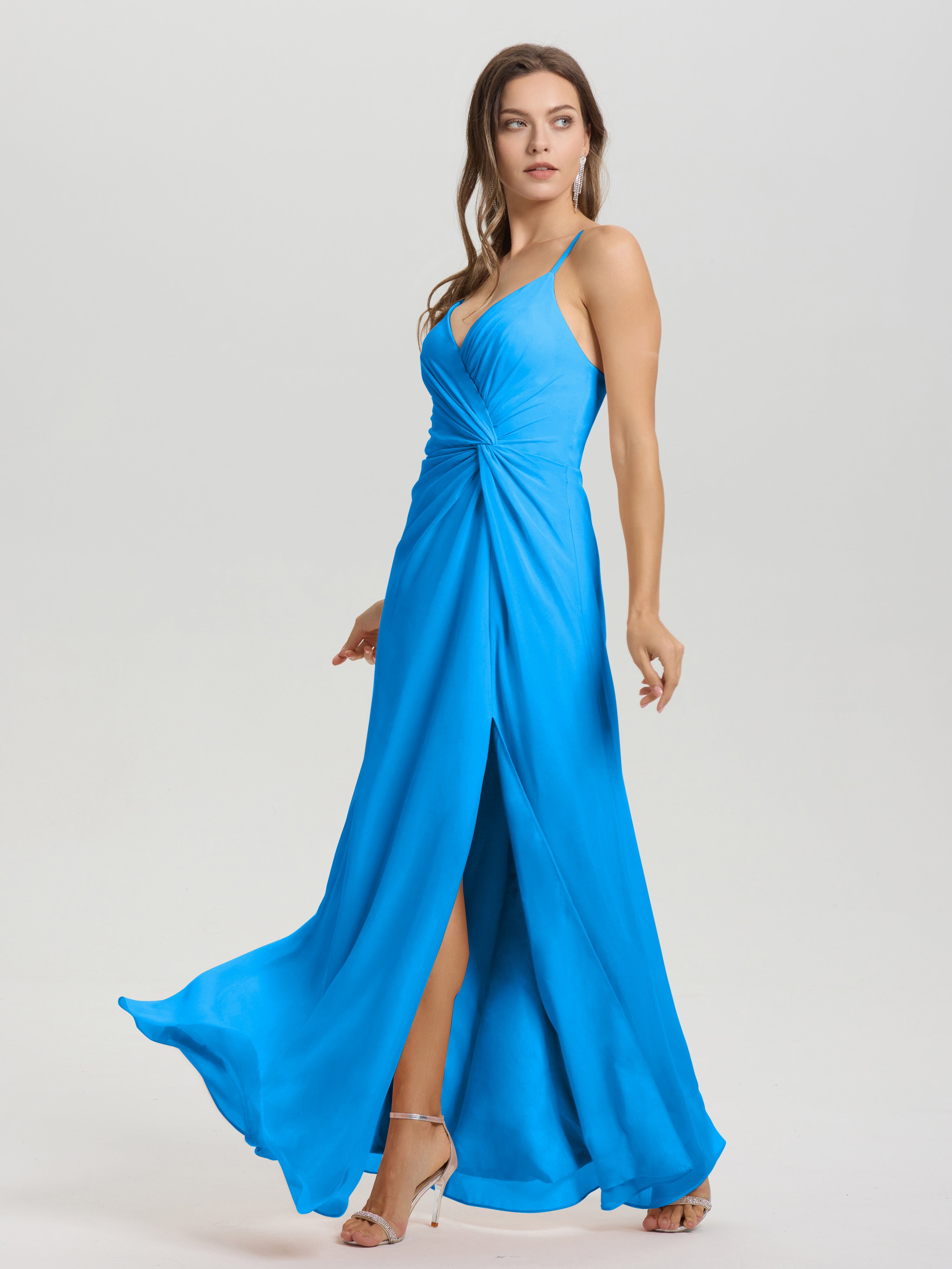 Robes De Demoiselle D'Honneur Bleu Océan Col V Fendue Trapèze Mousseline Robe Demoiselle D'Honneur Avec Plisée Devant