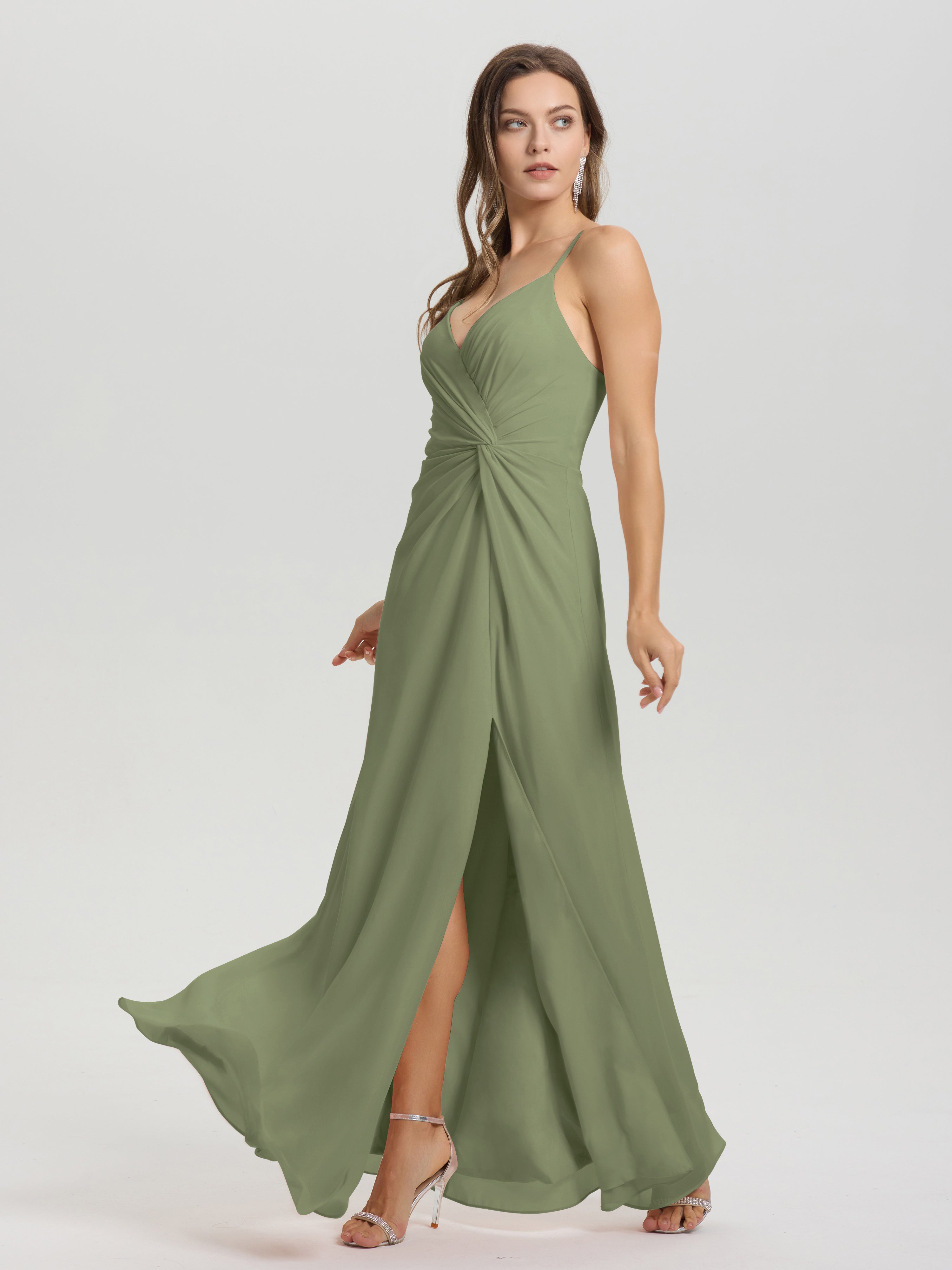 Robes De Demoiselle D'Honneur Vert Olive Clair Col V Fendue Trapèze Mousseline Robe Demoiselle D'Honneur Avec Plisée Devant