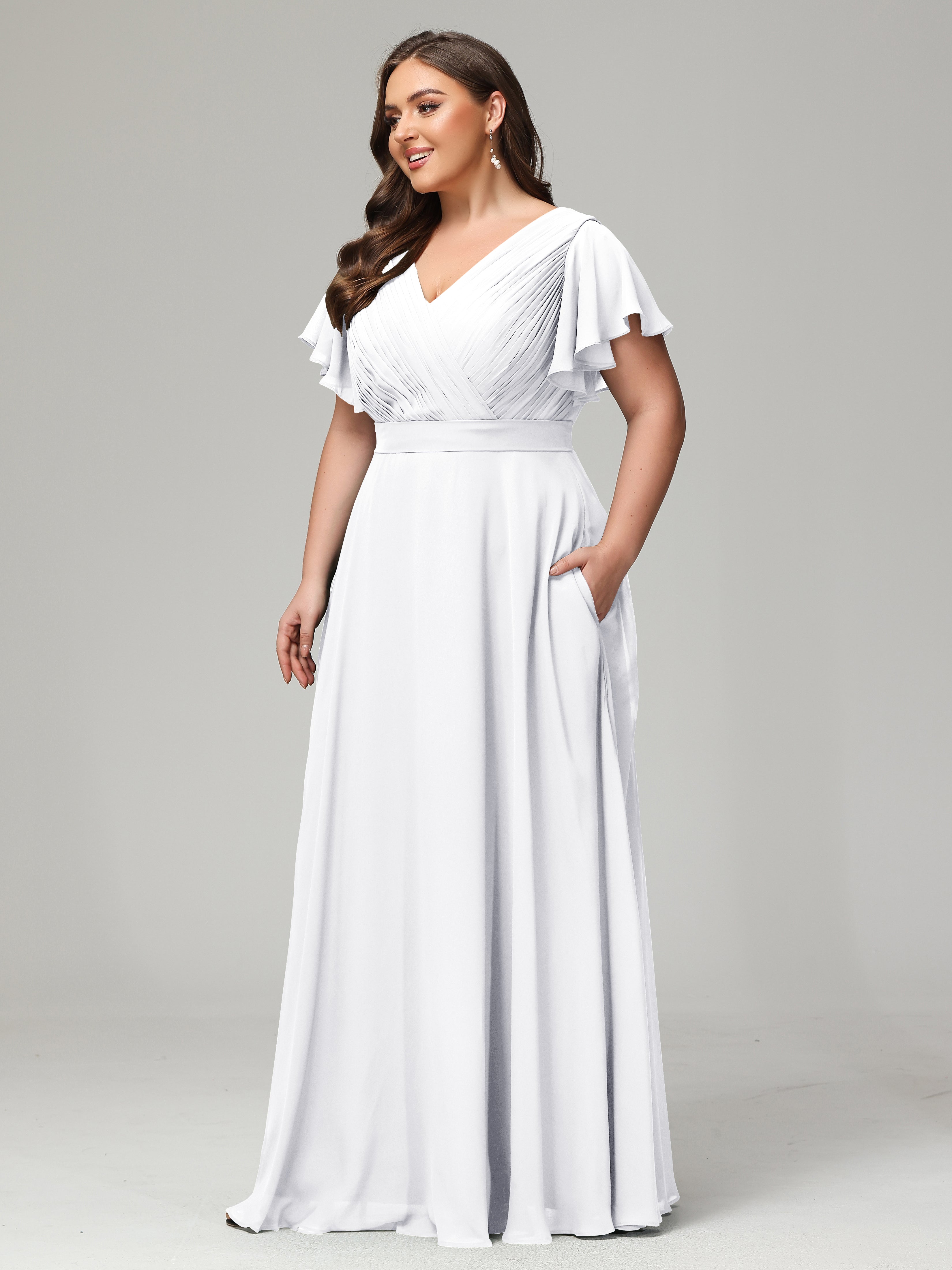 Robes De Demoiselle D'Honneur Blanches Grande Taille Dos En V Manches Courtes Mousseline