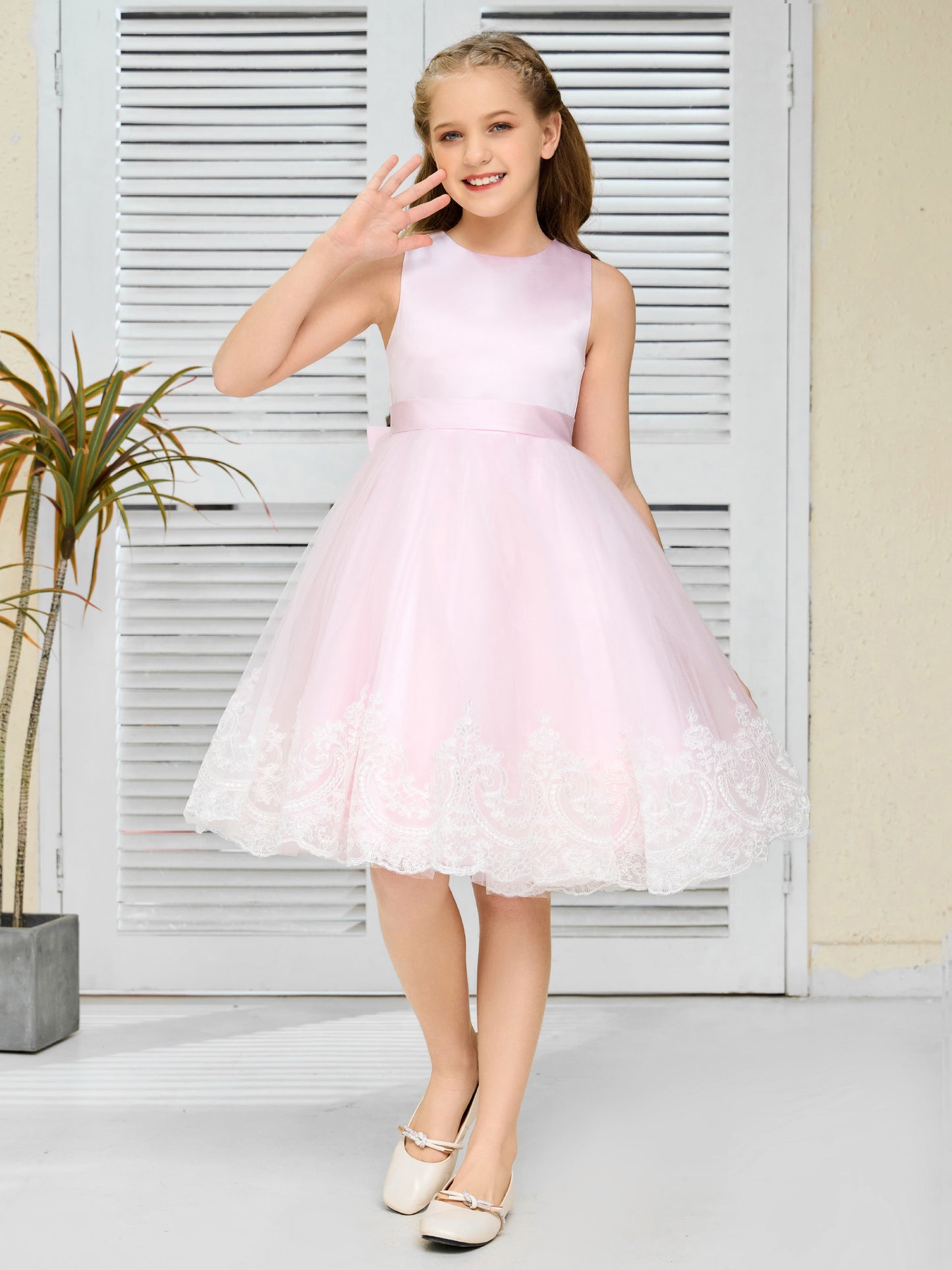 ROSE_PALE