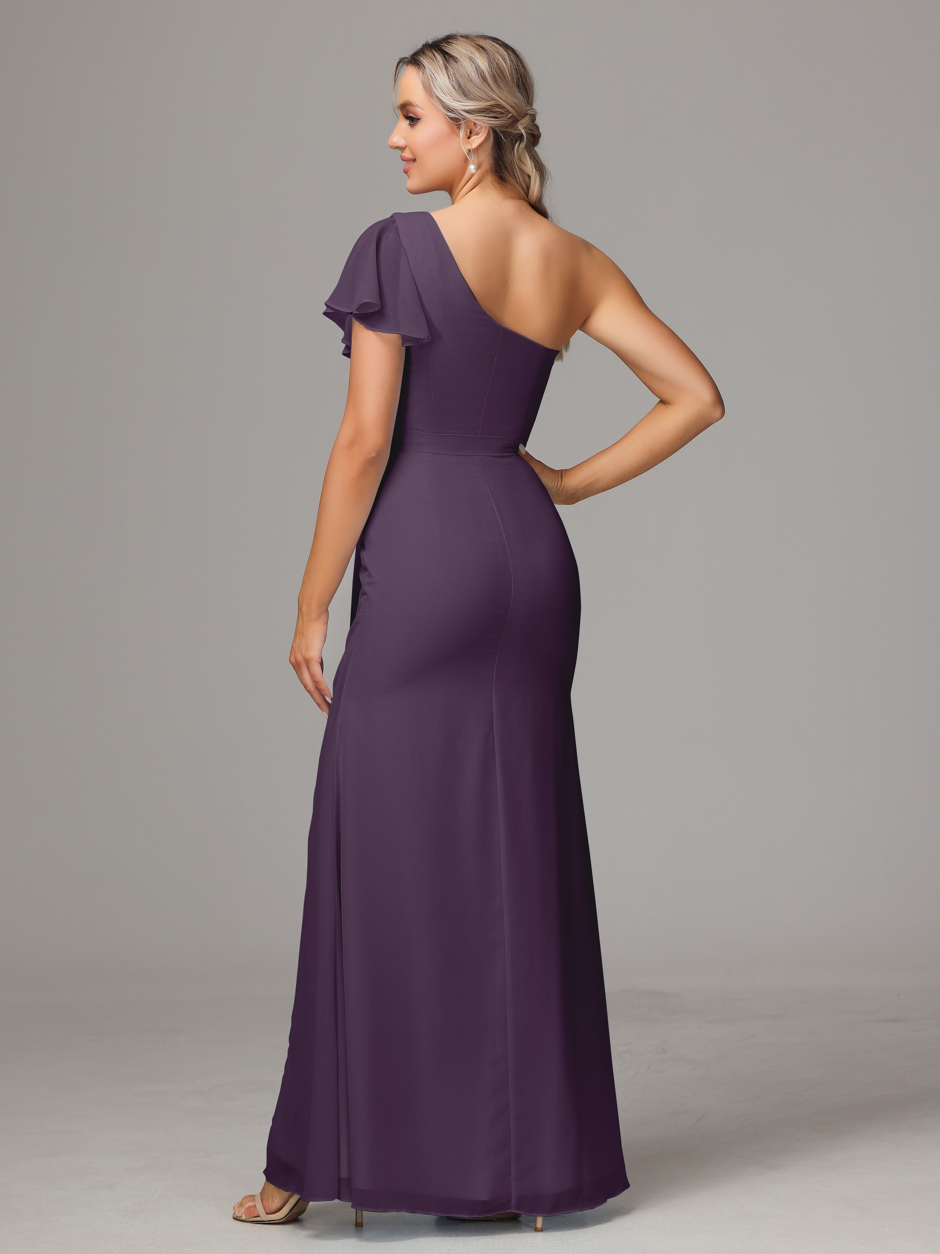 Robe De Demoiselle D'Honneur En Plum Fourreau Seule Épaule Fendue Mousseline Robe Demoiselle D'Honneur
