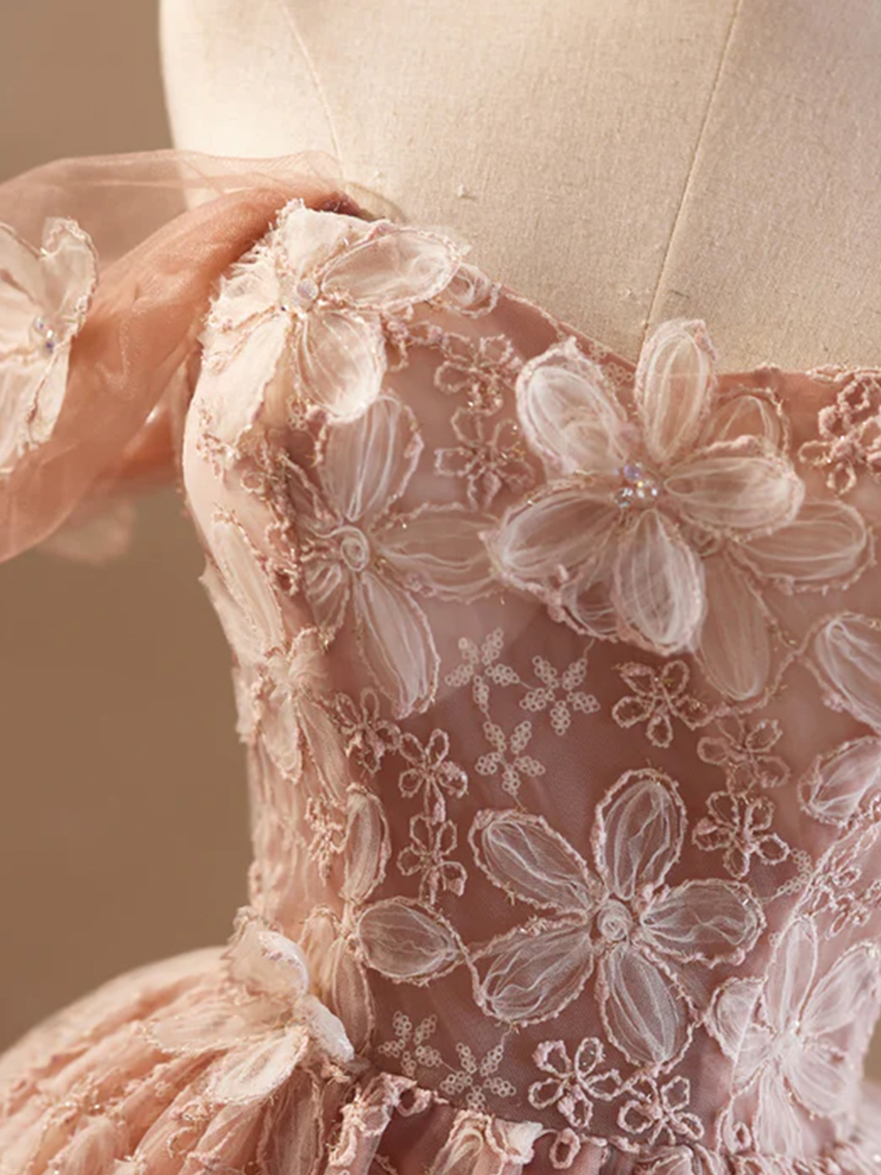 Robe de bal Rose en Tulle et Dentelle à Épaules Dénudées avec Appliques de Fleurs