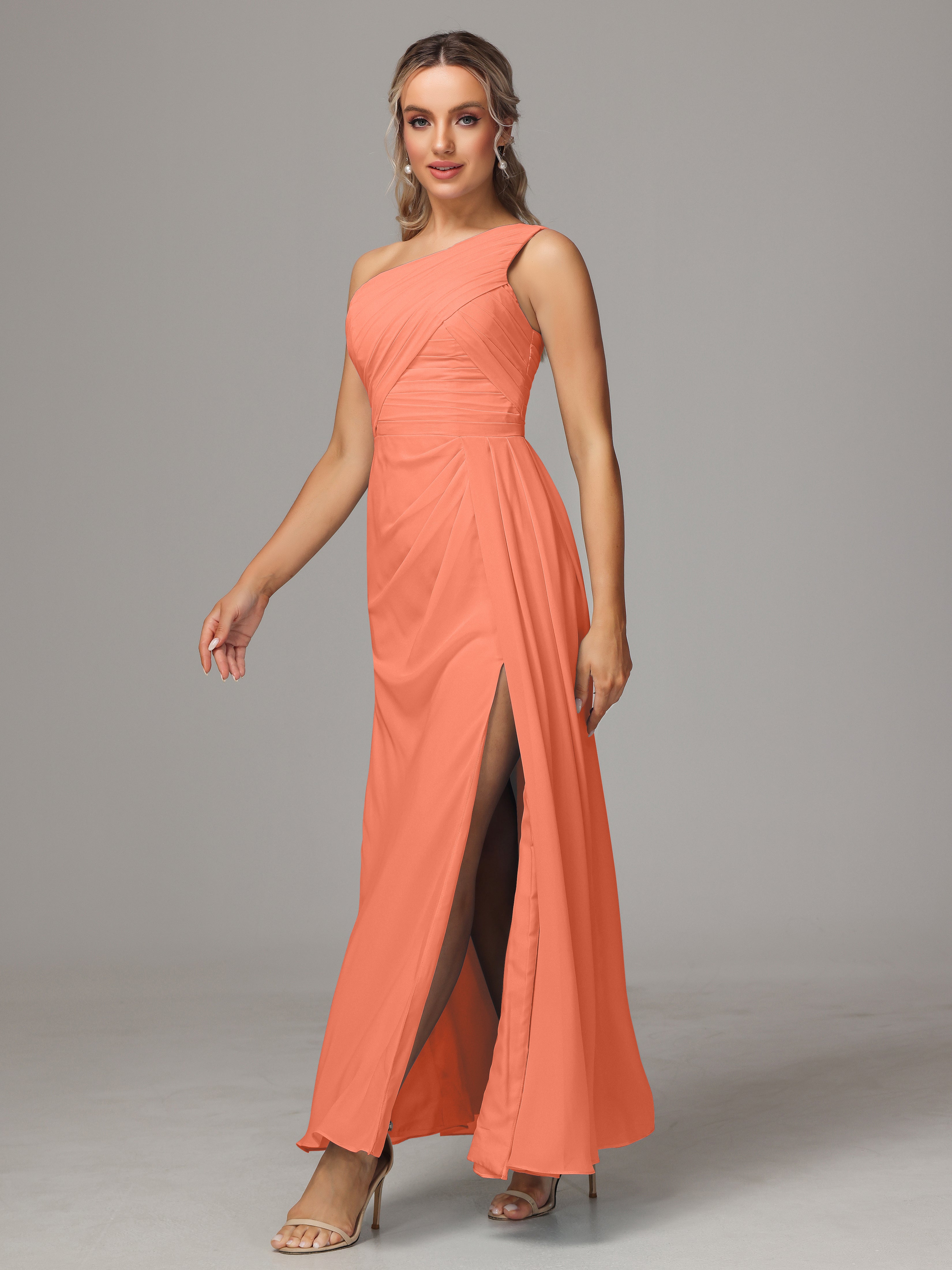 Robes De Demoiselle D'Honneur Coucher De Soleil Décolleté Asymétrique Trapèze Mousseline Longue Robes Demoiselle D'Honneur Avec Plissé