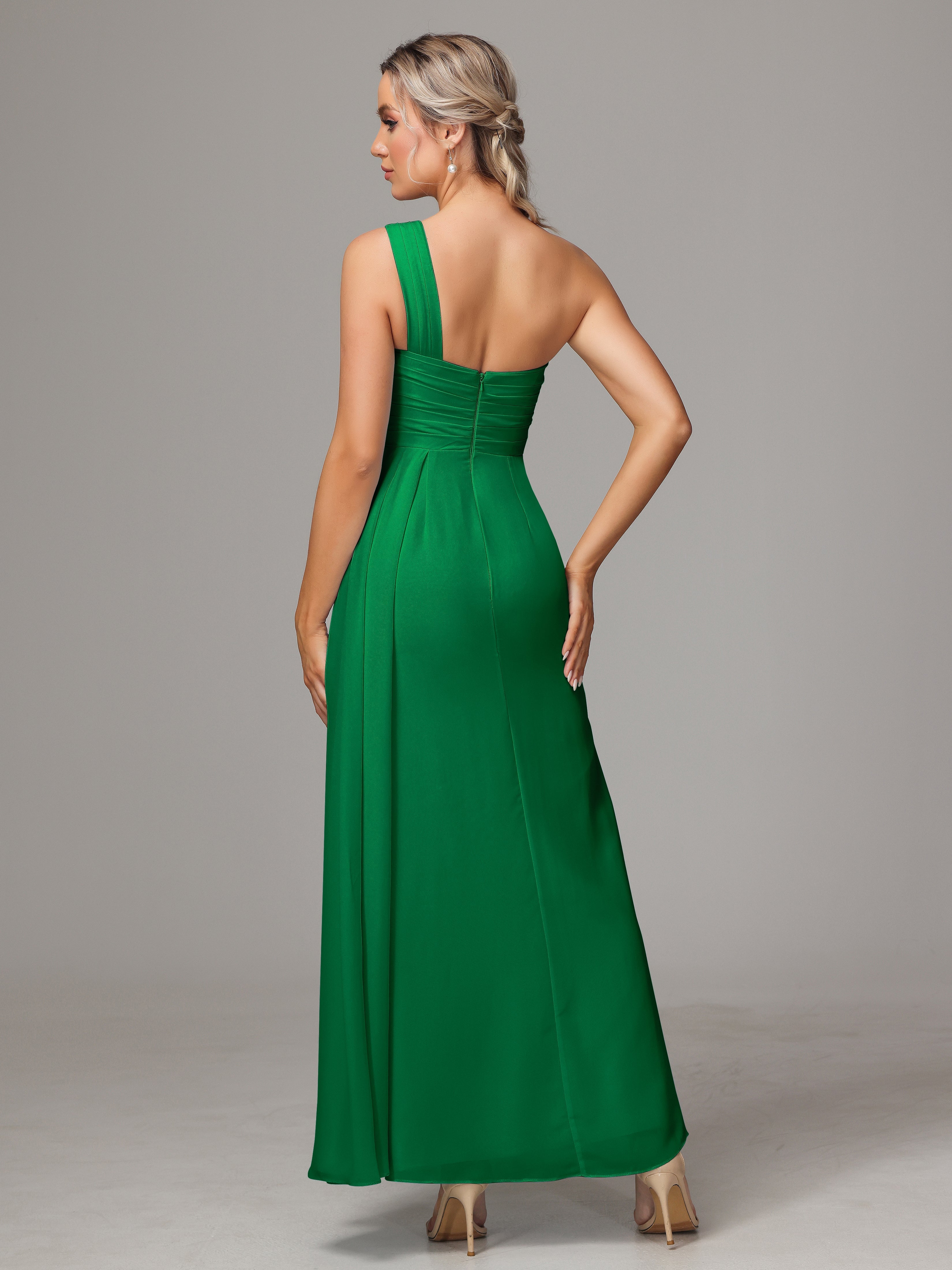 Robe Demoiselle D Honneur Vert Émeraude Décolleté Asymétrique Trapèze Mousseline Longue Robes Demoiselle D'Honneur Avec Plissé