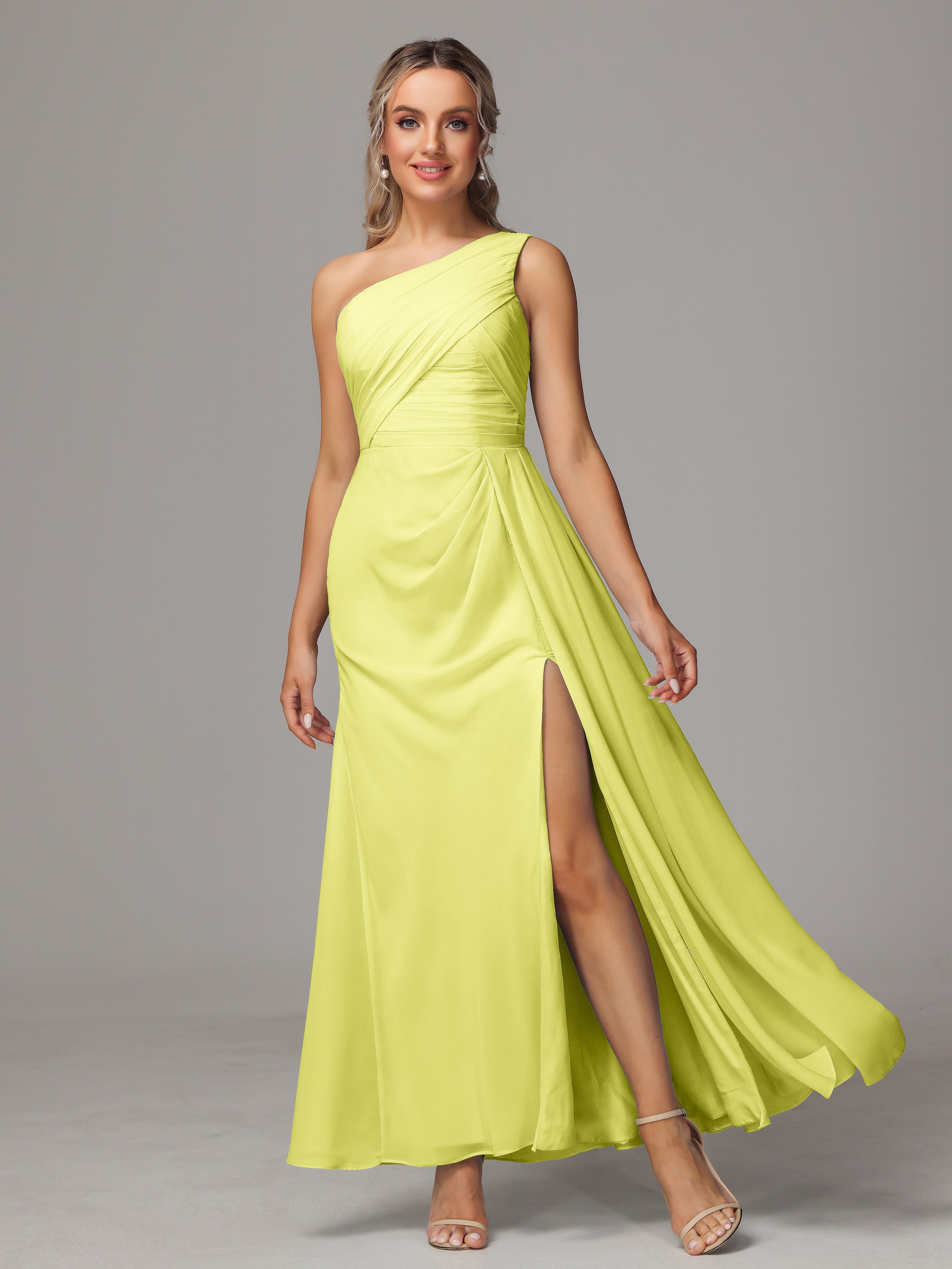 Robes De Demoiselle D'Honneur Jonquille Décolleté Asymétrique Trapèze Mousseline Longue Robes Demoiselle D'Honneur Avec Plissé