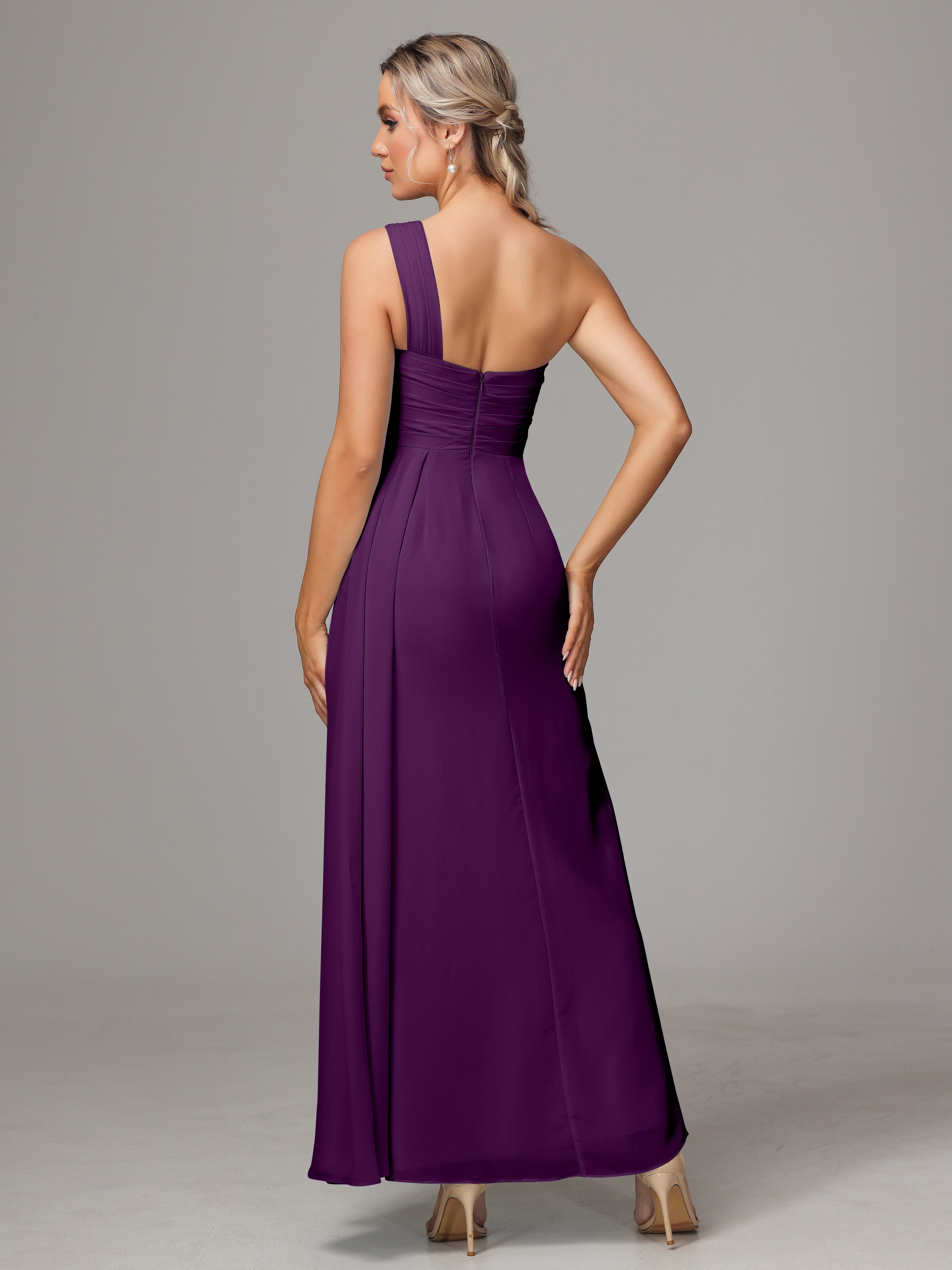 Robes De Demoiselle D'Honneur En Raisin Décolleté Asymétrique Trapèze Mousseline Longue Robes Demoiselle D'Honneur Avec Plissé