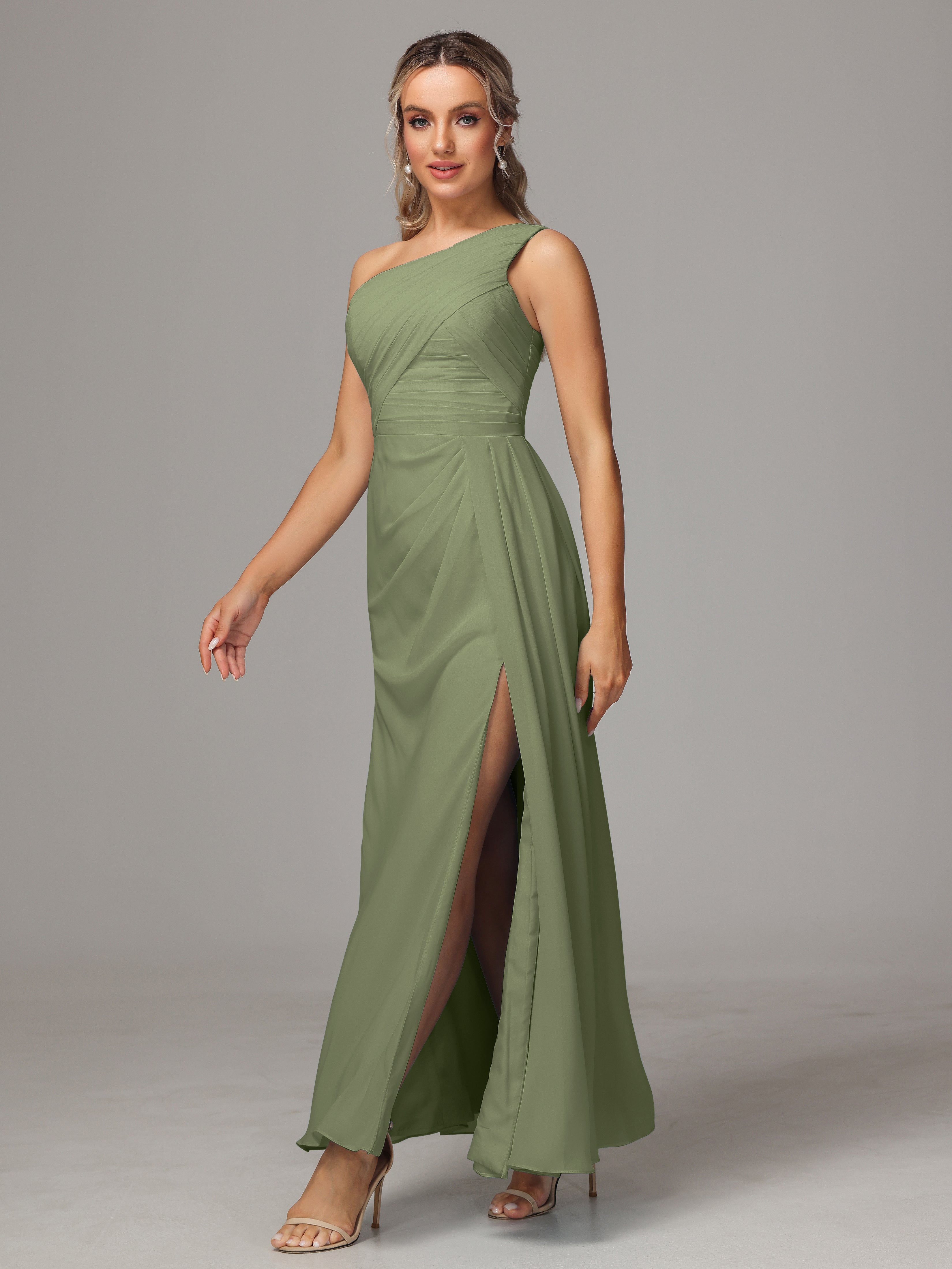 Robes De Demoiselle D'Honneur Vert Olive Décolleté Asymétrique Trapèze Mousseline Longue Robes Demoiselle D'Honneur Avec Plissé