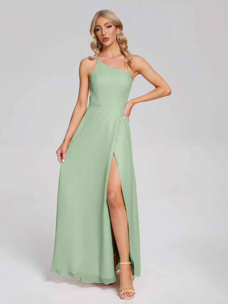Longues Robes De Demoiselle D'Honneur De Sauge Poussiéreuse Fendue Seule-Épaule Simple Mousseline Robes Demoiselle D'Honneur