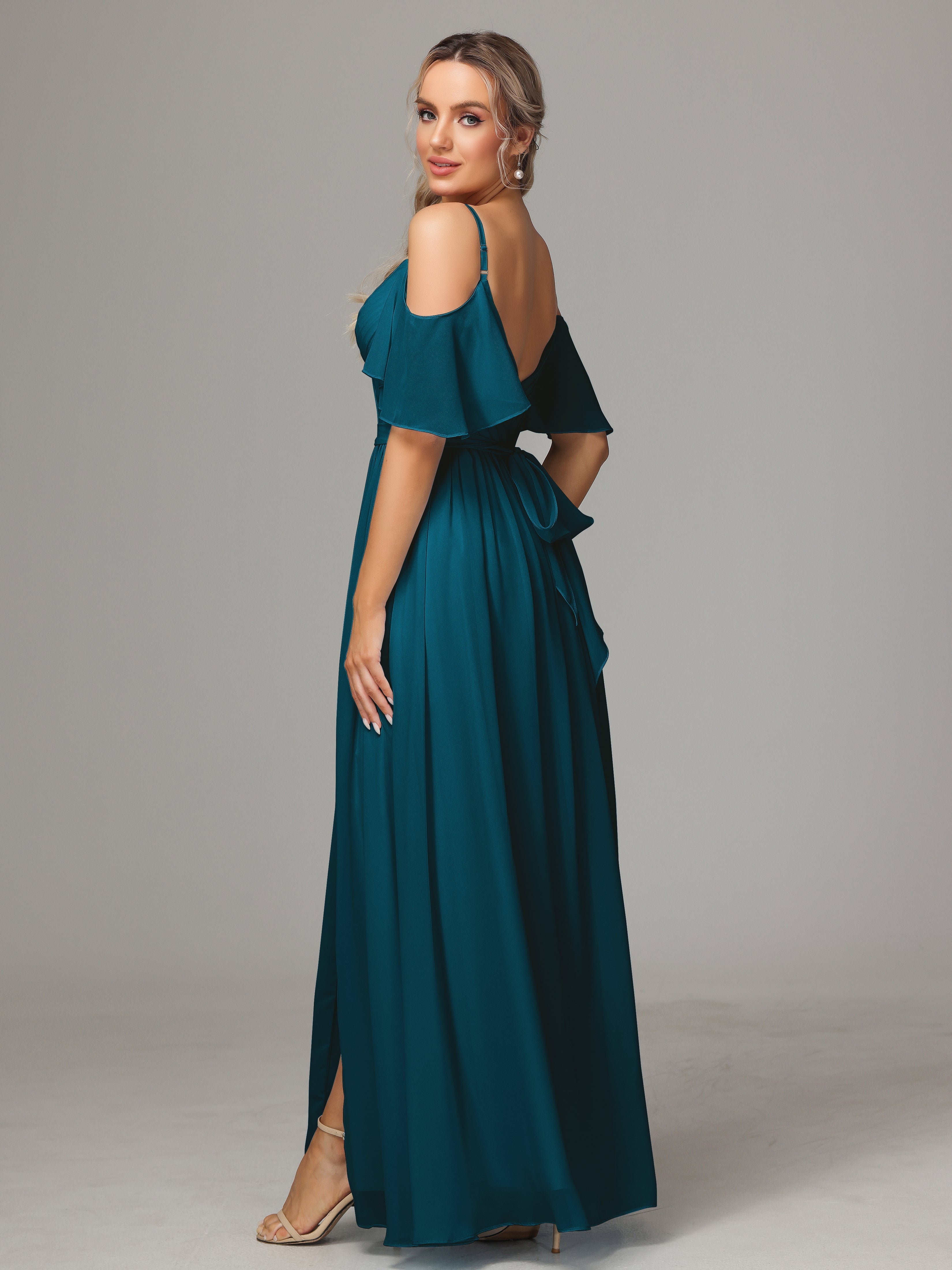 Robe De Demoiselle D'Honneur Bleu Encre Avec Plissé Accueil Froid Fendue Trapèze Mousseline Longue