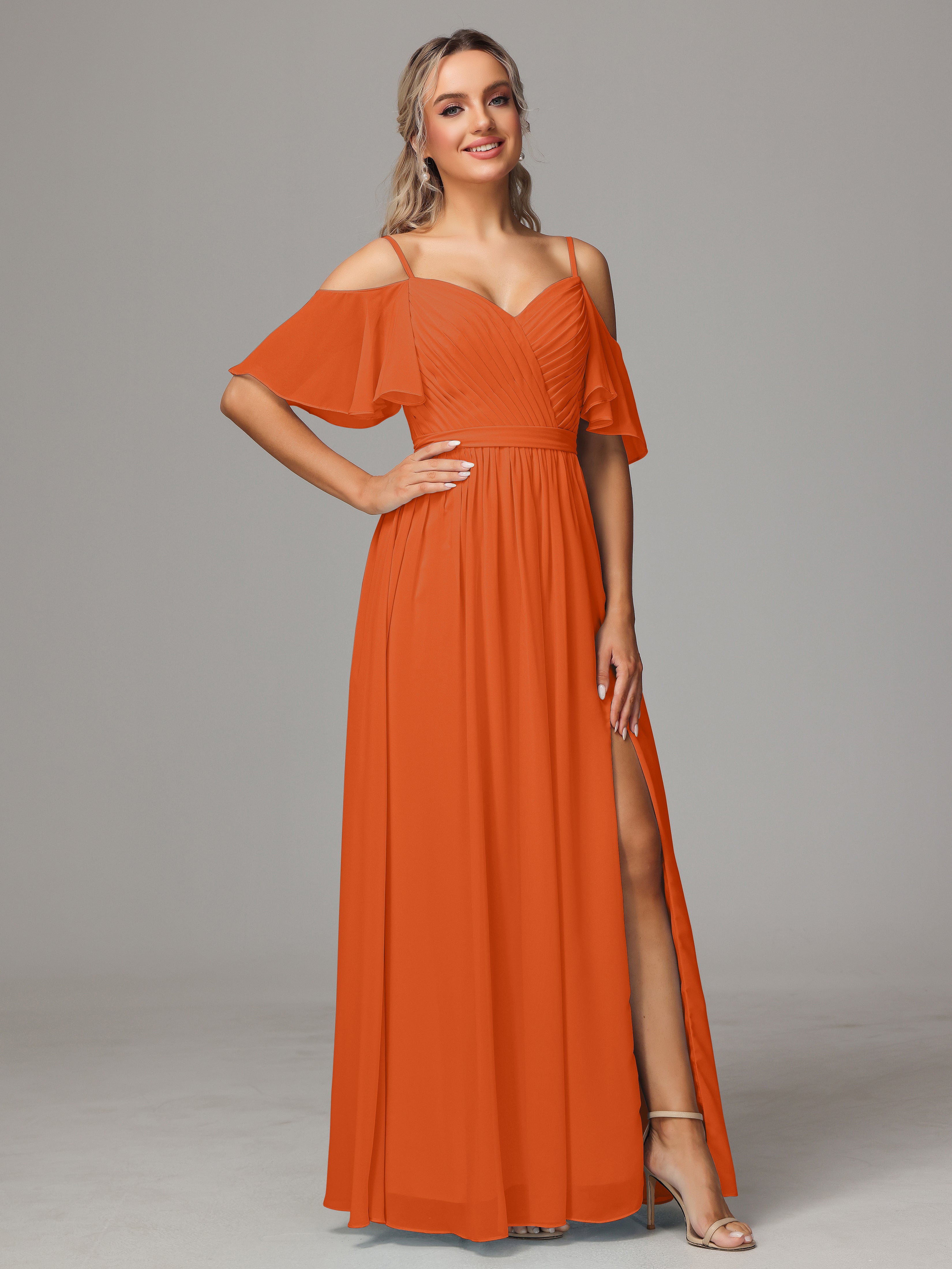 Robes De Demoiselle D'Honneur Orange Foncé Accueil Froid Fendue Trapèze Mousseline Longue Robes Demoiselle D'Honneur Avec Plissé