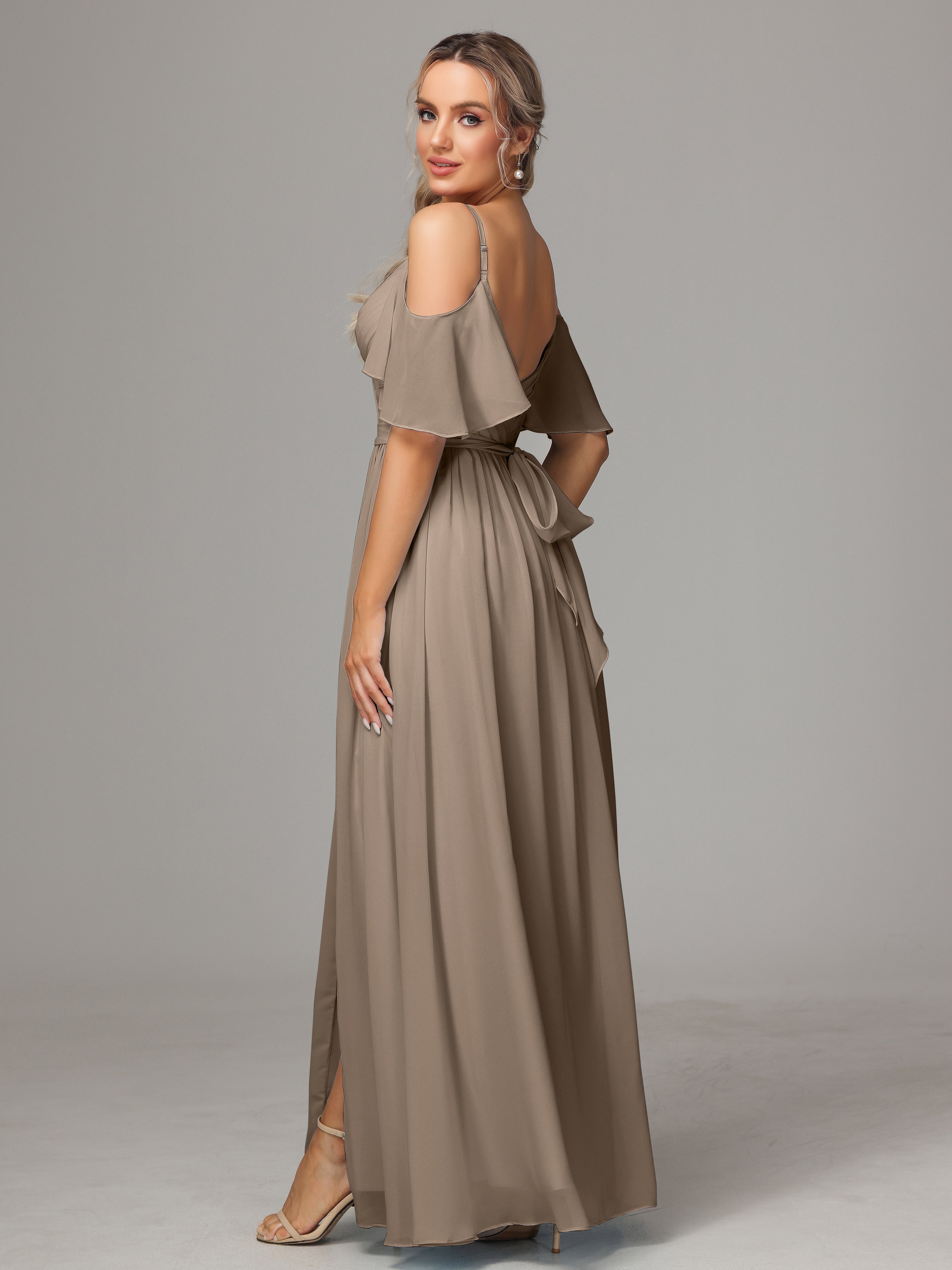 Robe De Couleur Taupe Avec Plissé Fendue Trapèze Mousseline Longue