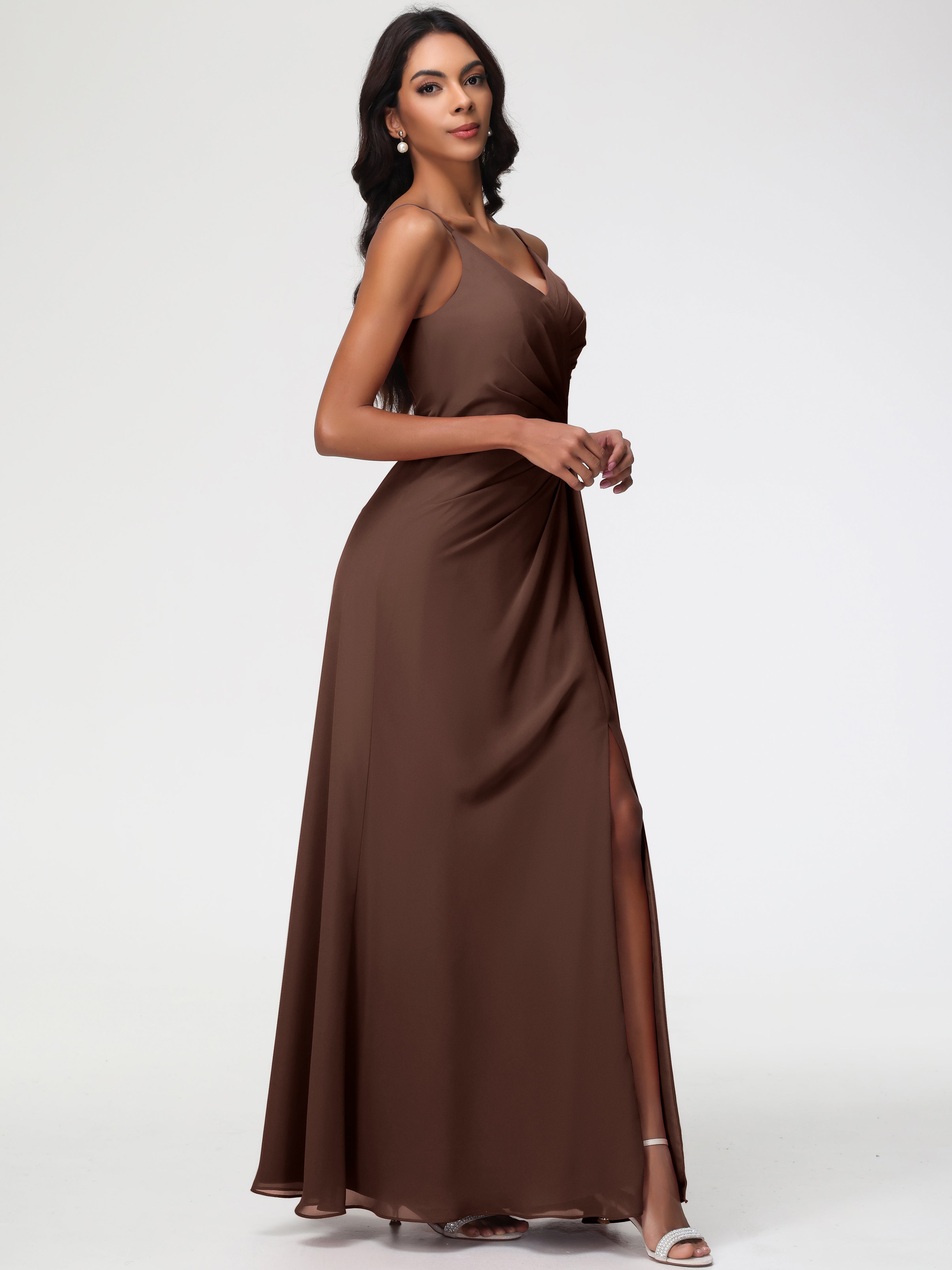 Robe Chocolat Demoiselle D Honneur Bretelles Spaghetti Col V Mousseline Robe Demoiselle D'Honneur Longue Plissée
