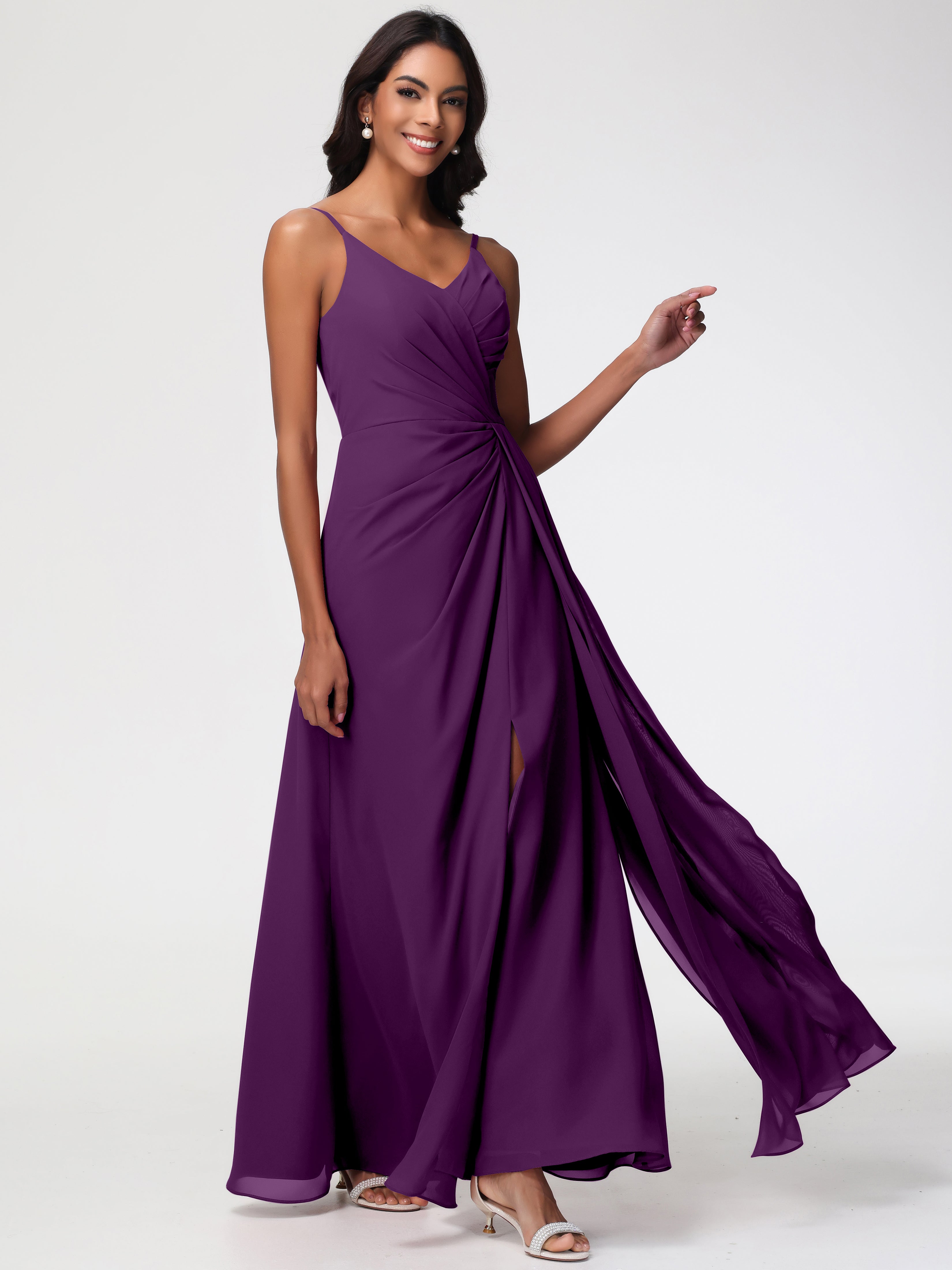 Robes De Demoiselle D'Honneur En Raisin Bretelles Spaghetti Col V Mousseline Robe Demoiselle D'Honneur Longue Plissée