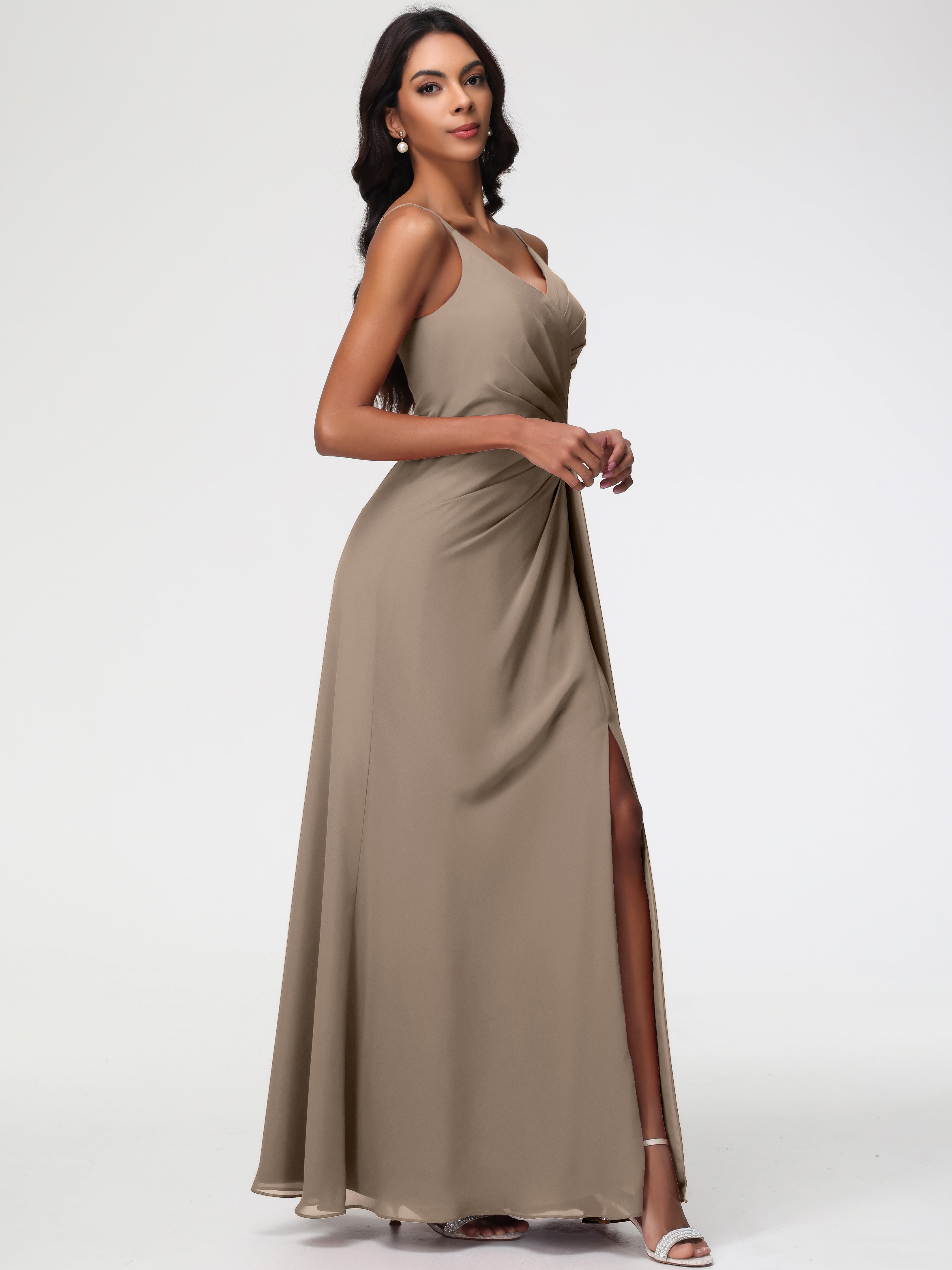 Couleur Taupe Robe Bretelles Spaghetti Col V Mousseline Robe Demoiselle D'Honneur Longue Plissée